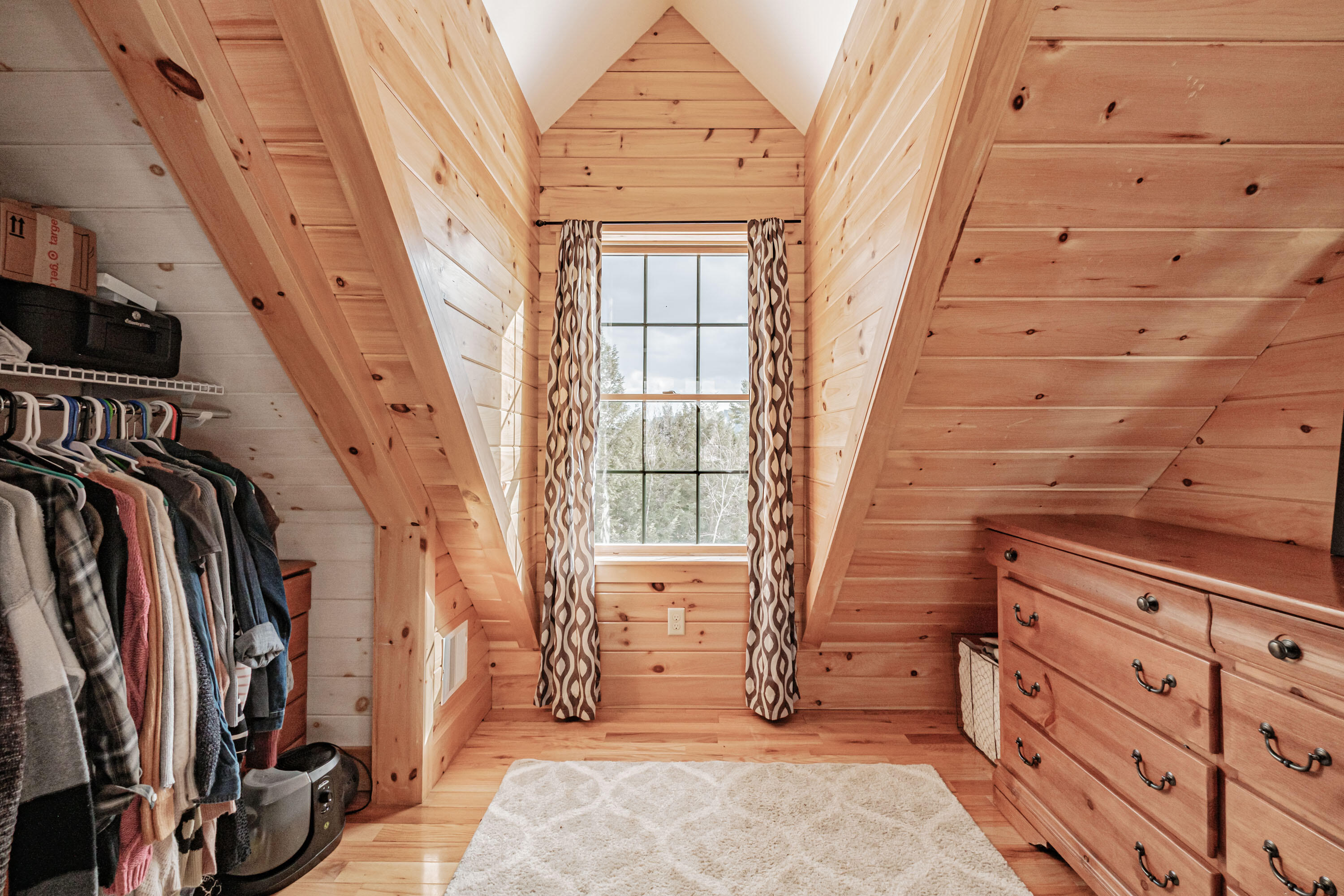 6 Gordon Avenue, Rumford, ME, 04276-4041