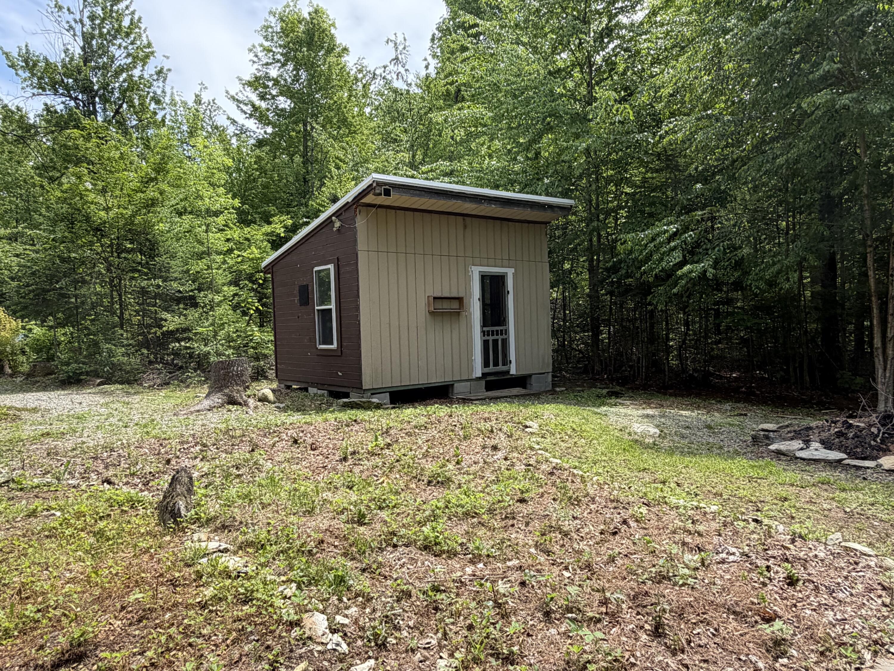 Homes For Sale With Over 5 Acres Homes For Sale With Over 5 Acres