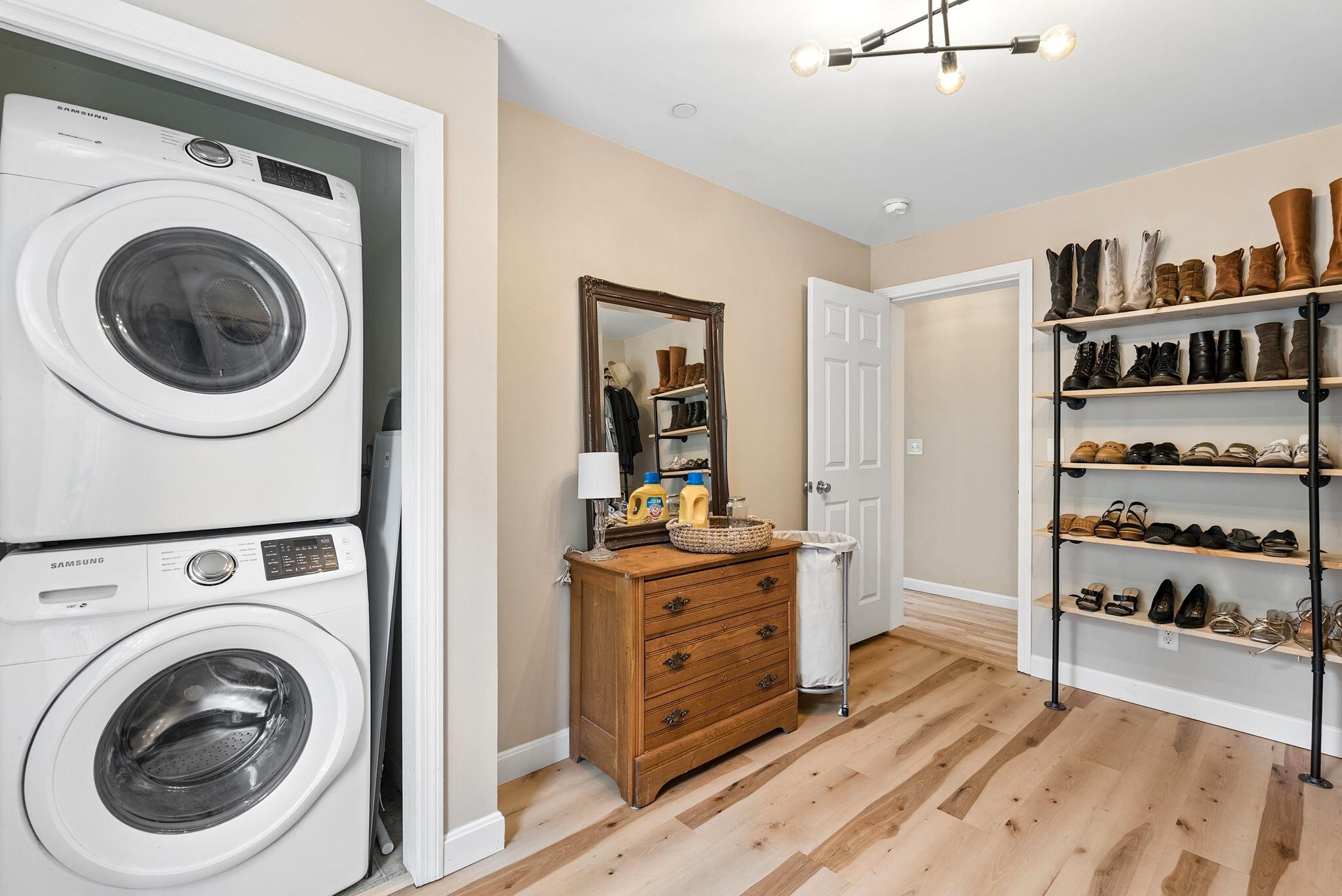 4th potential bedroom, currently used as laundry and walk-in closet.