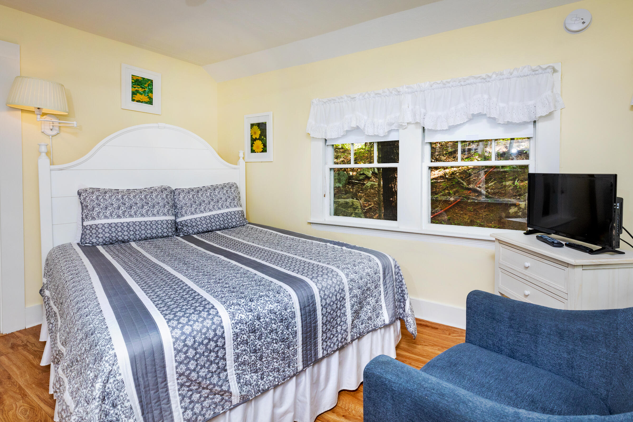 2 River Road, York, ME, 03902