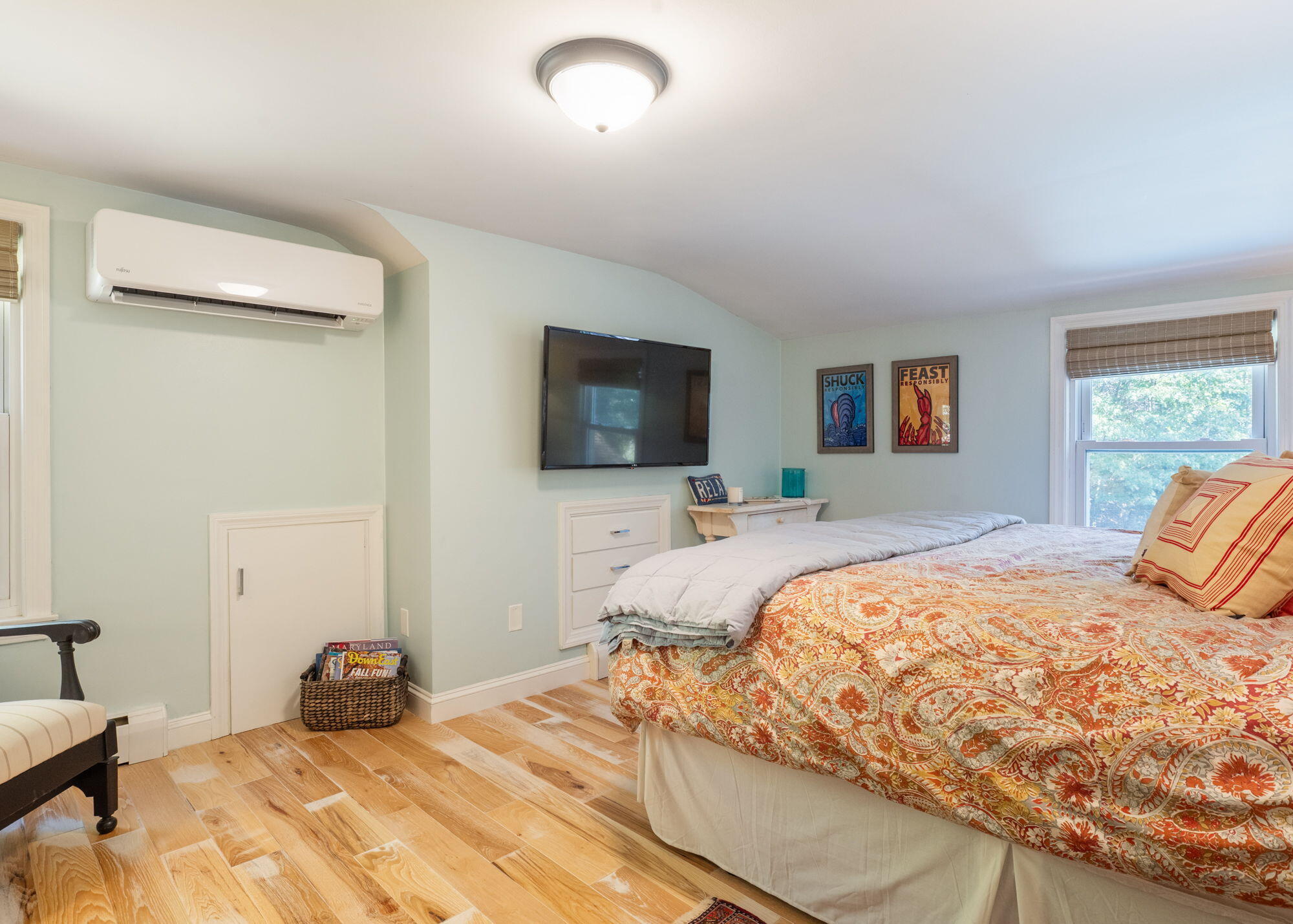 303 Middle Road, Falmouth, ME 04105 2nd Bedroom