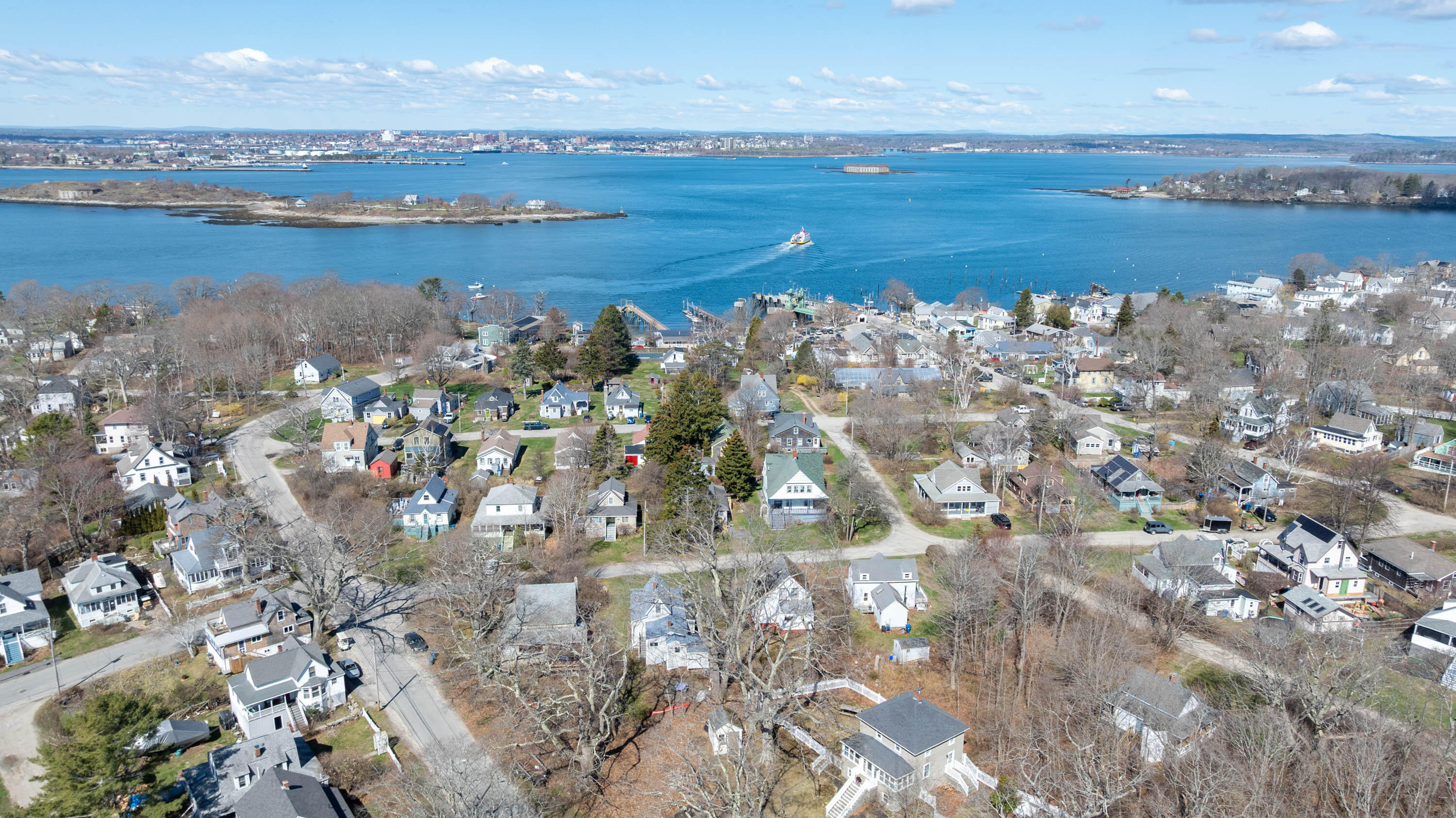 11 Oakland Avenue, Portland, ME, 04108