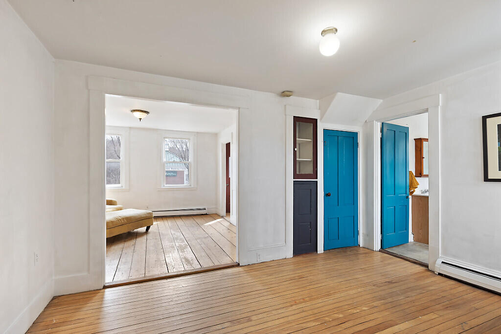 903 Western Avenue, Manchester, ME, 04351