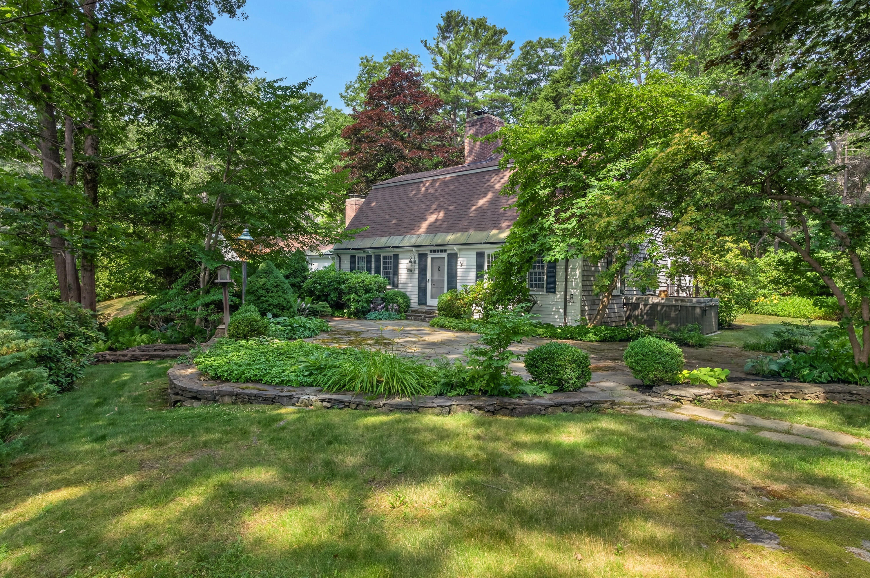 Photo of 1062 Shore Road Cape Elizabeth ME 04107