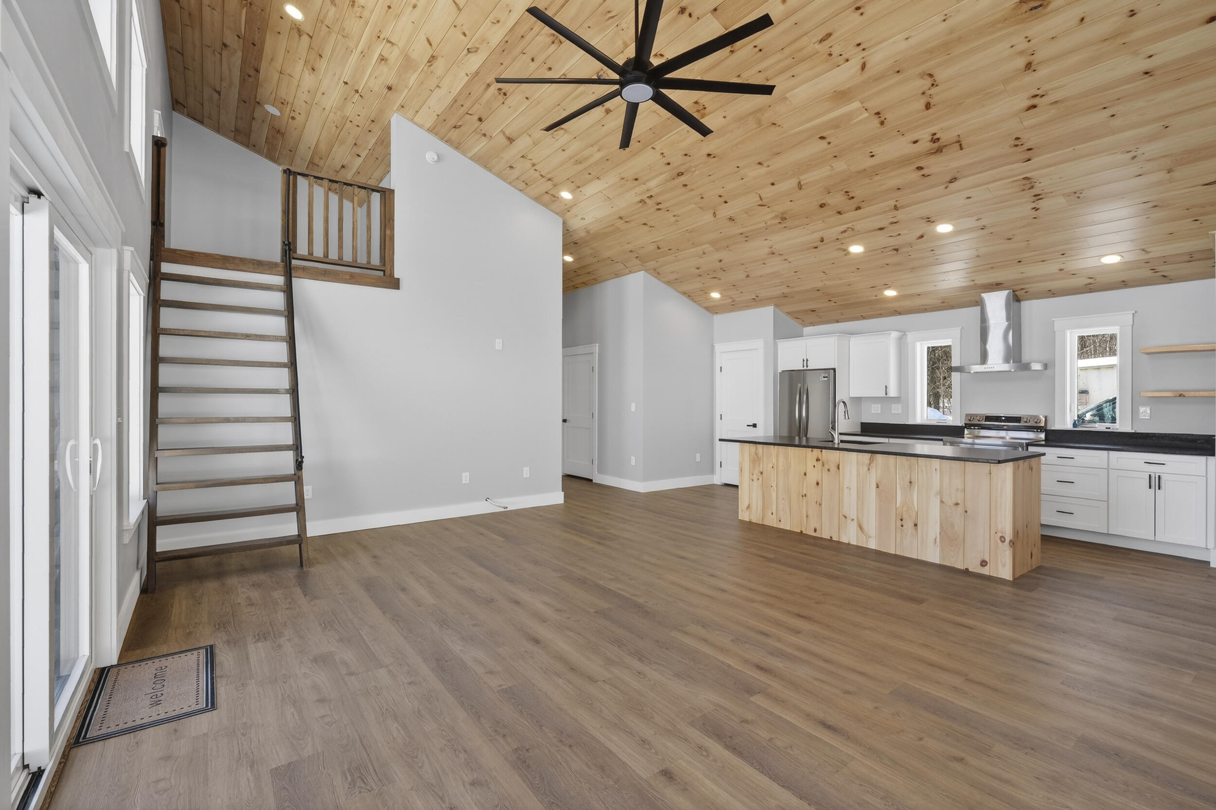 295 Mount Mica Road, Paris, ME, 04281