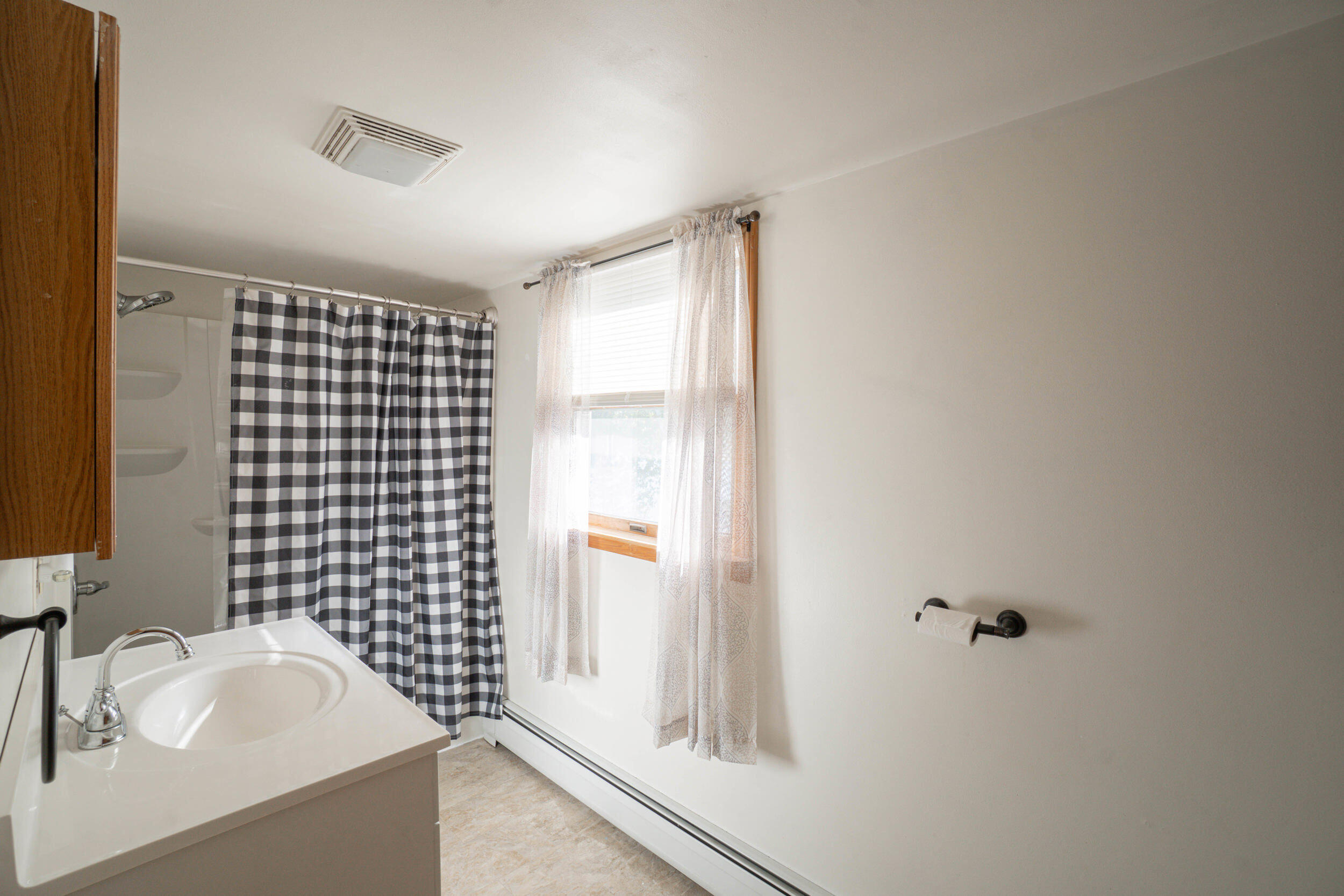 24 Autumn Lane, Lincoln, ME, 04457