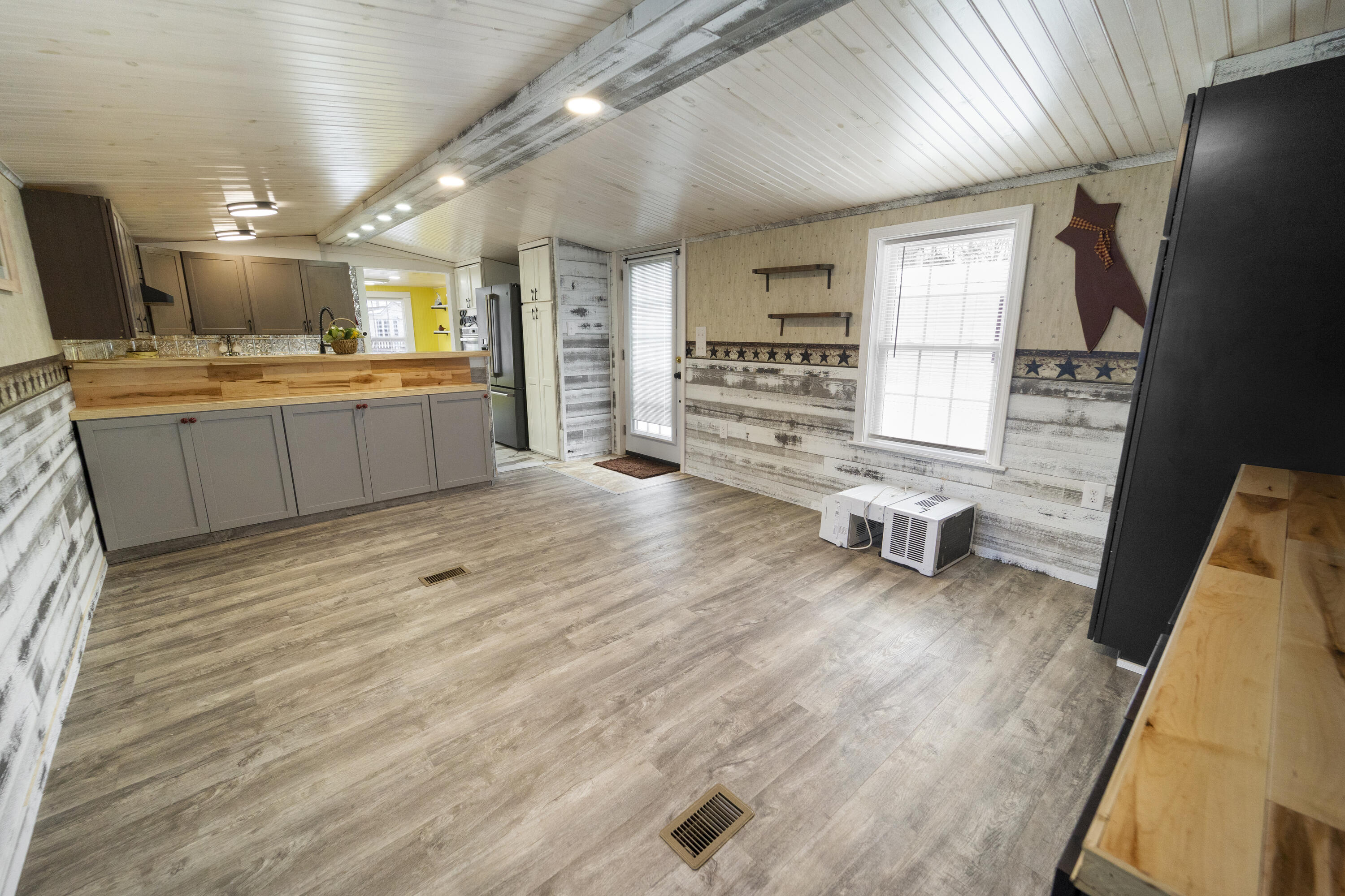 979 Essex Street UNIT 445, Bangor, ME, 04401