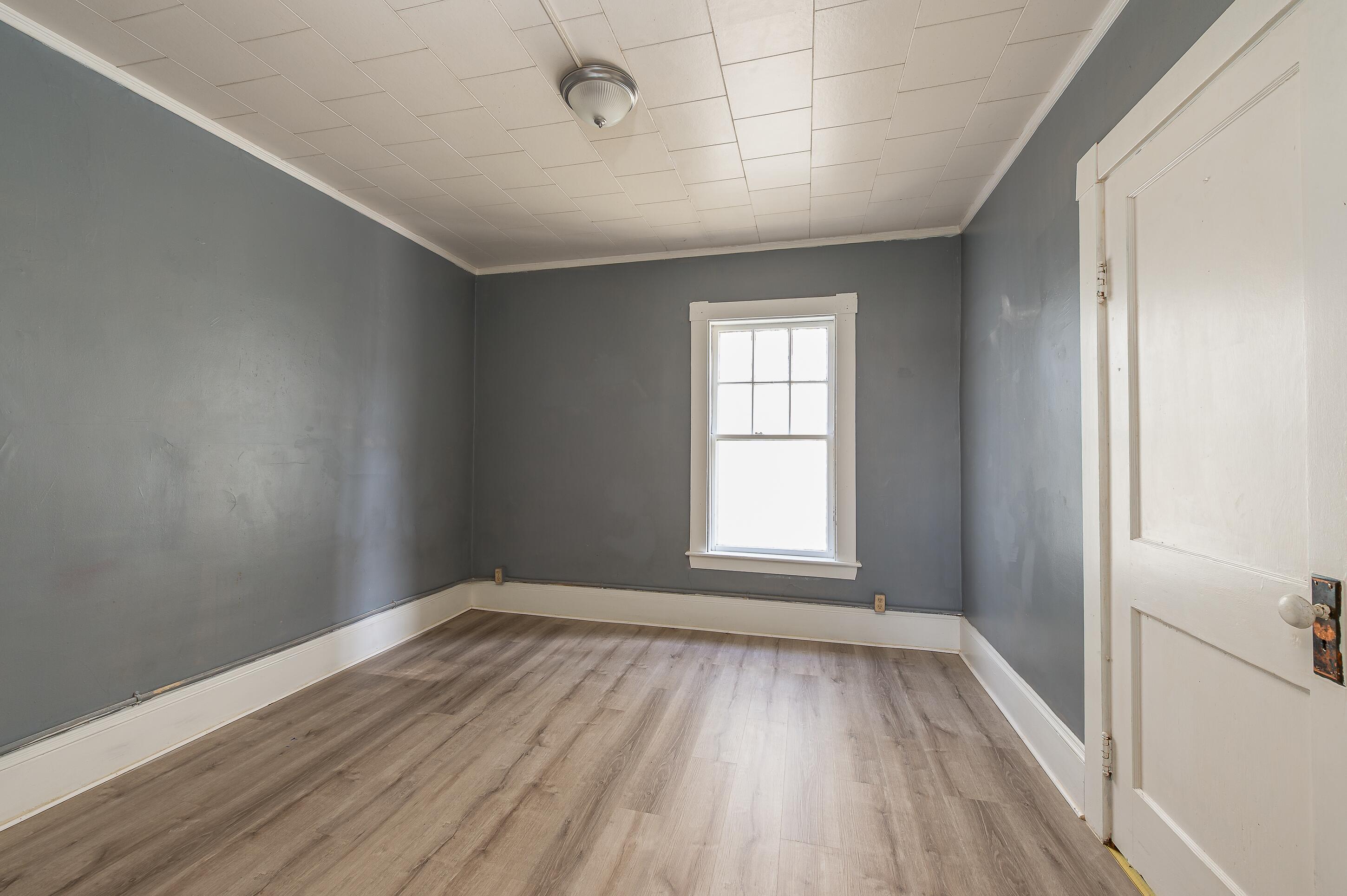 209 Waldo Street, Rumford, ME, 04276