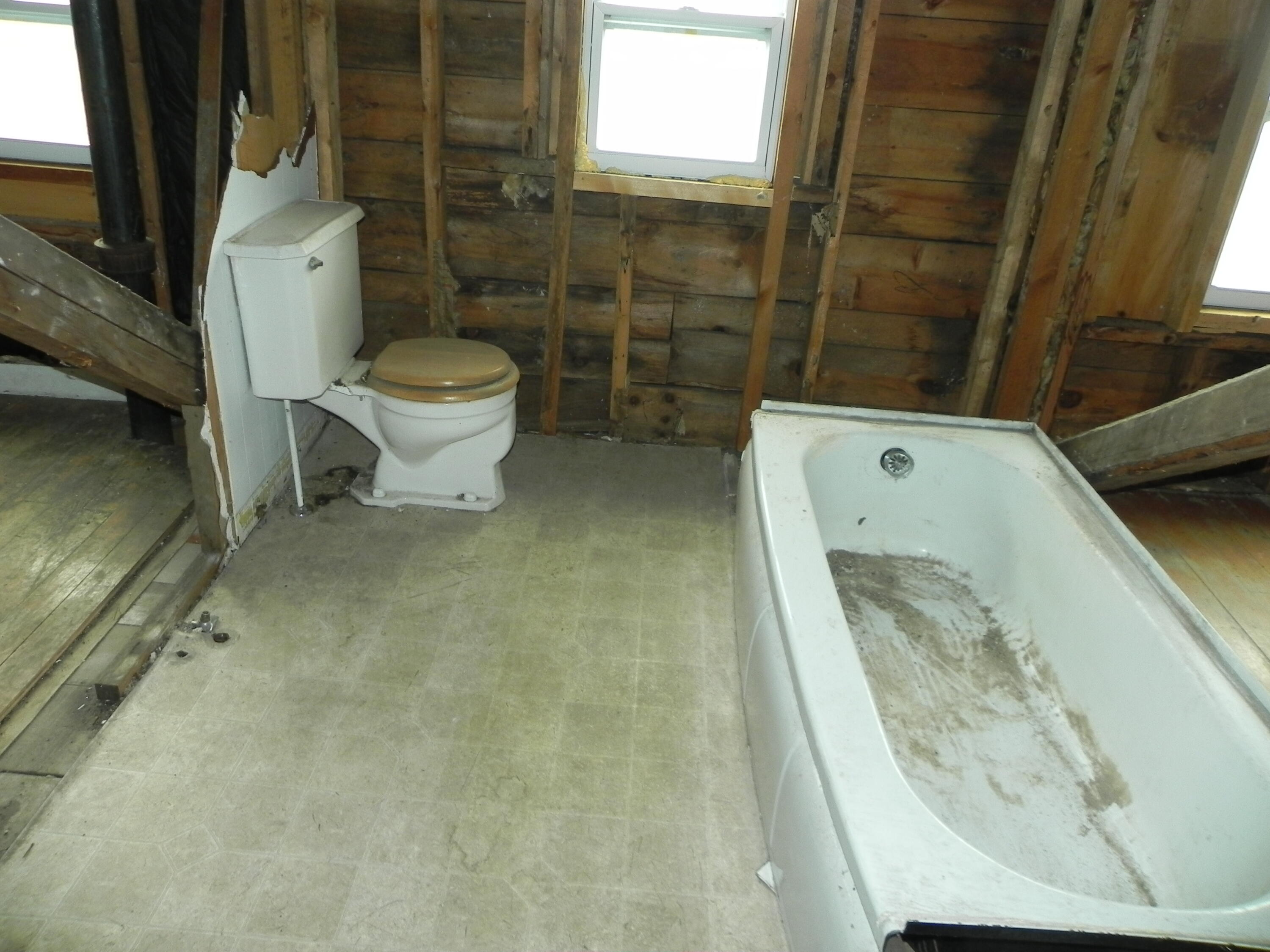 225 County Road, Lubec, ME, 04652