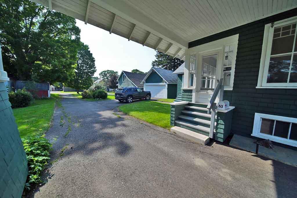 63 High Street, Houlton, ME, 04730