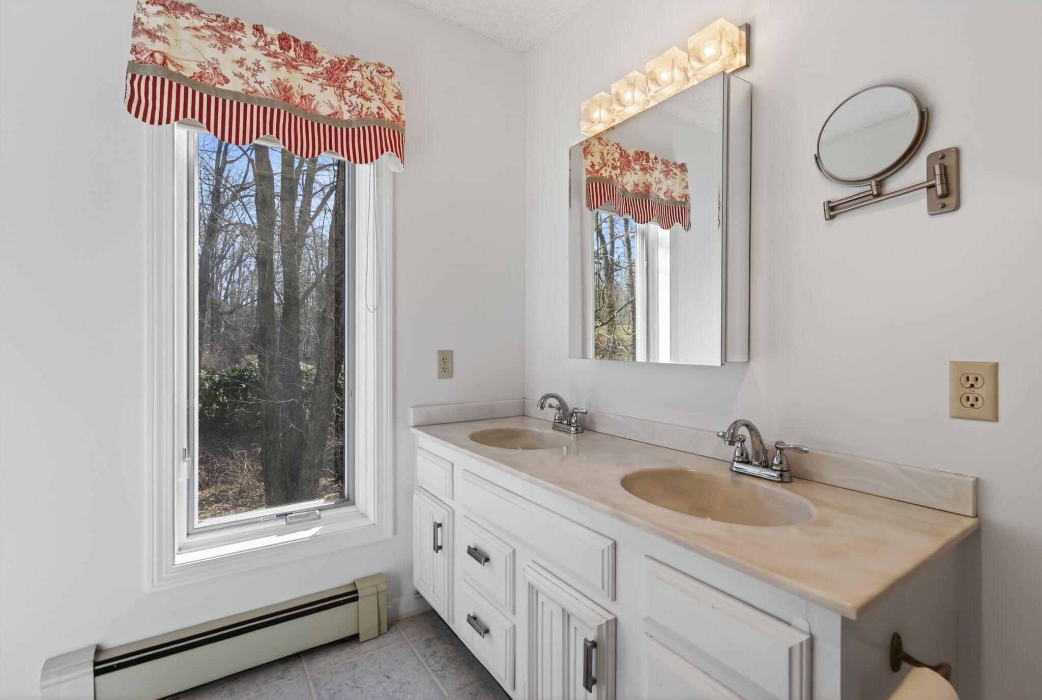 1 Wildwood Drive SW UNIT 1, Cape Elizabeth, ME, 04107