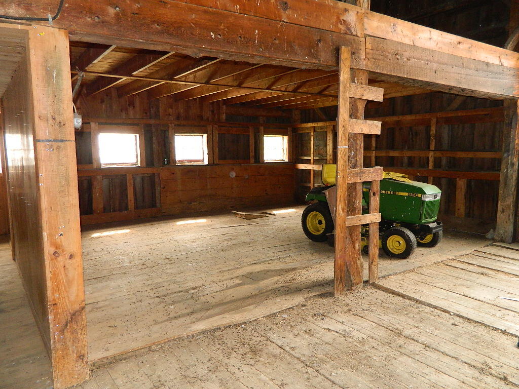 186 Main Street, West Paris, ME, 04289-5162