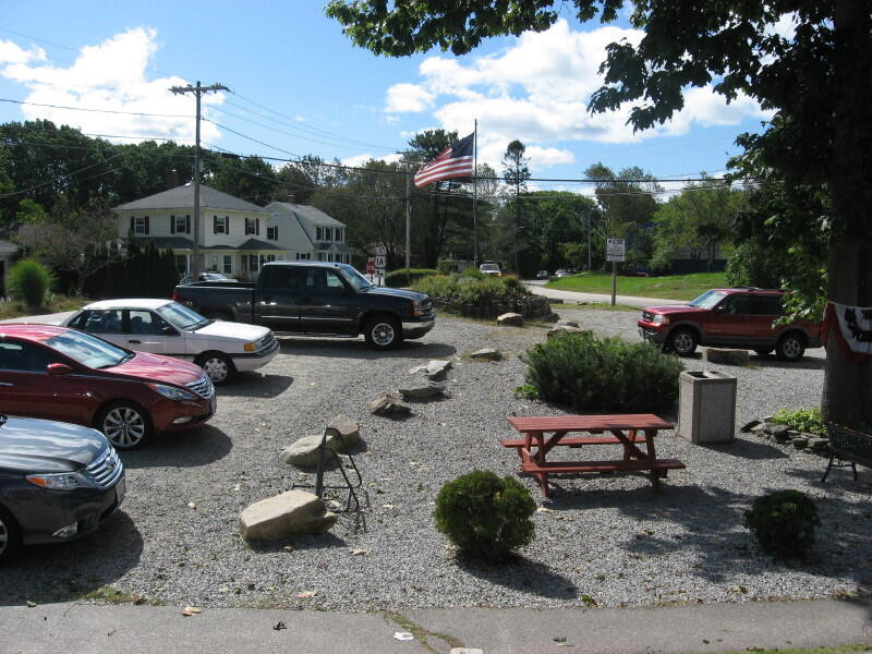 10 Shore Road, York, ME, 03909