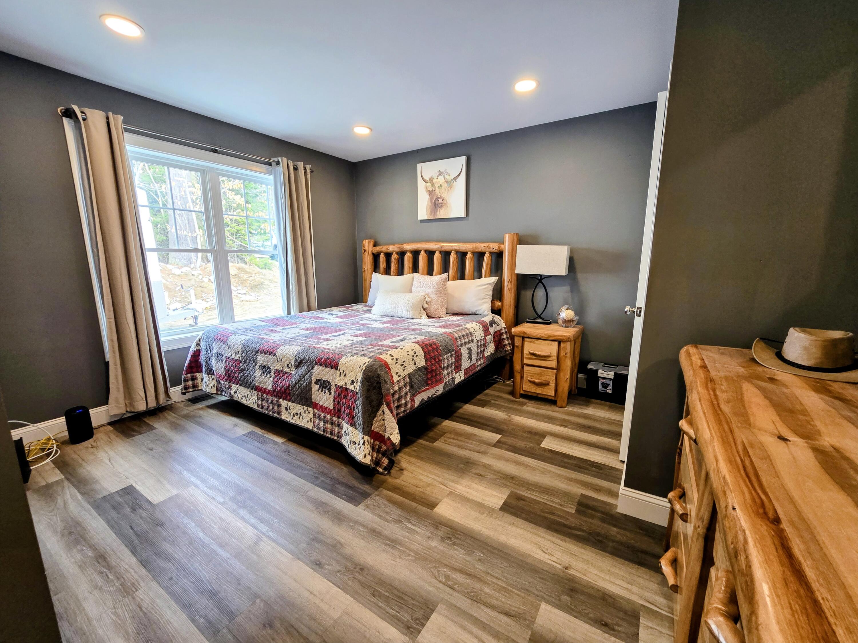 976 Park Street, Paris, ME, 04281