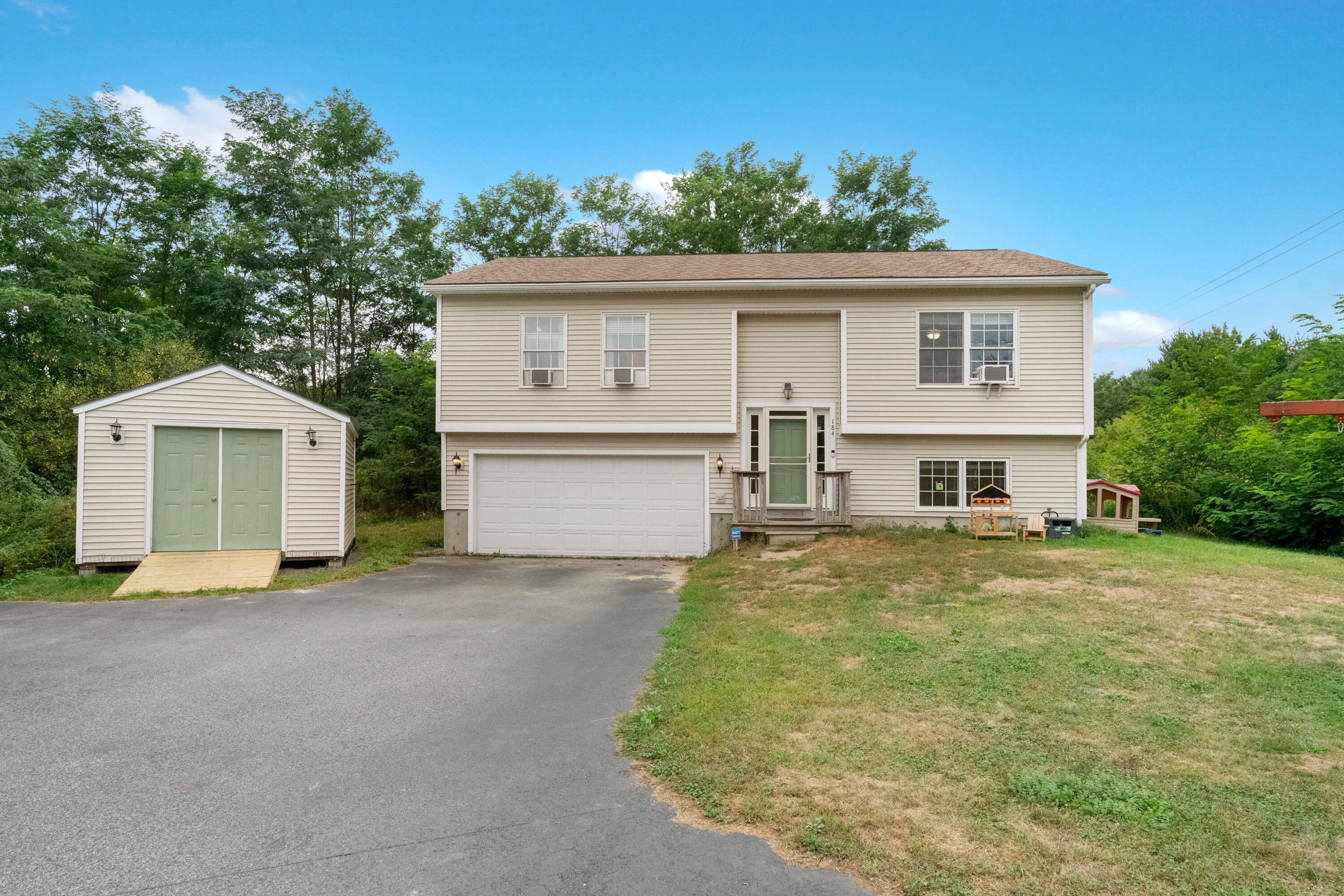 Photo of 184 Bridgton Road Westbrook ME 04092