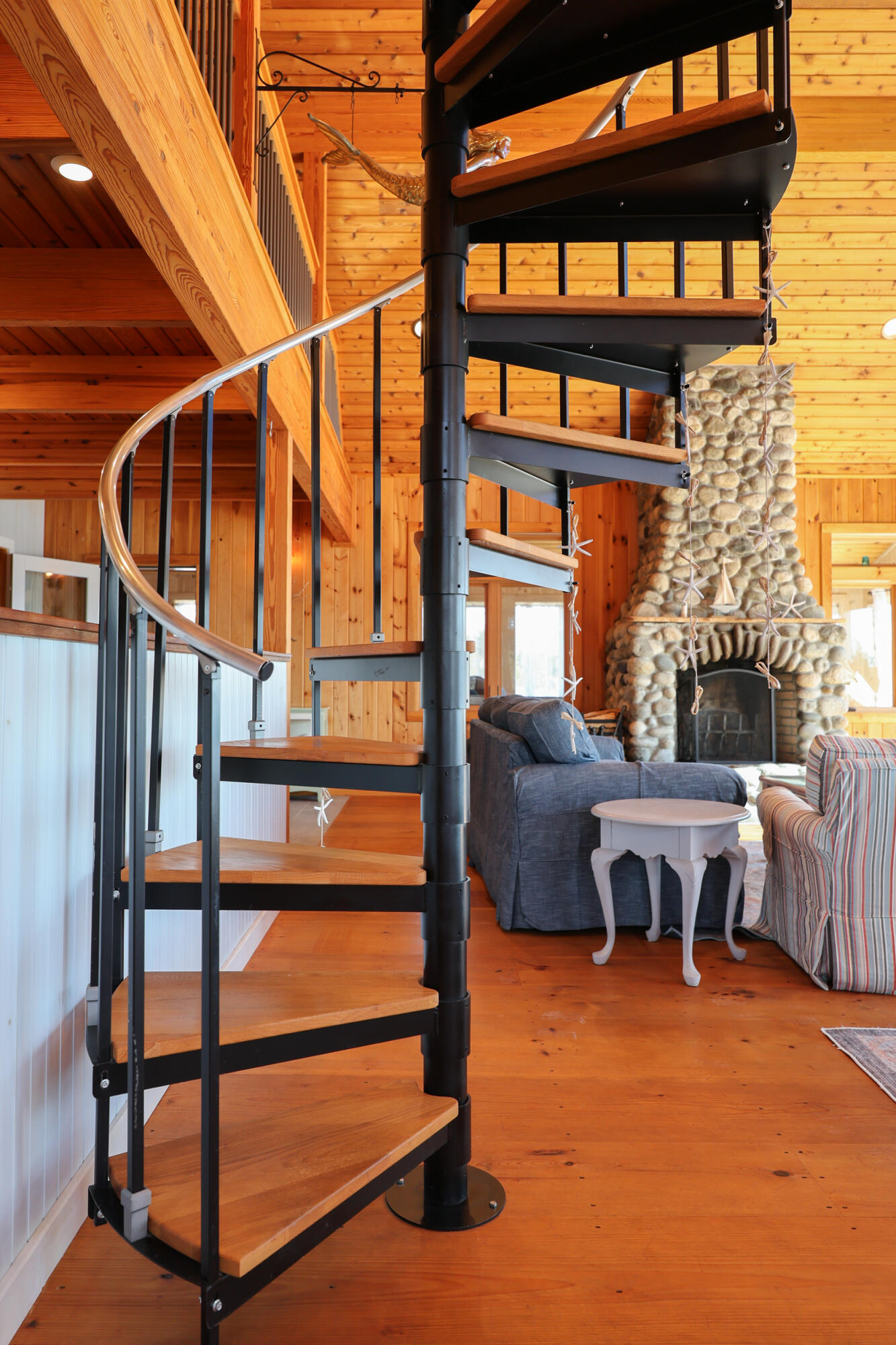 28 City Point Road, Vinalhaven, ME, 04863