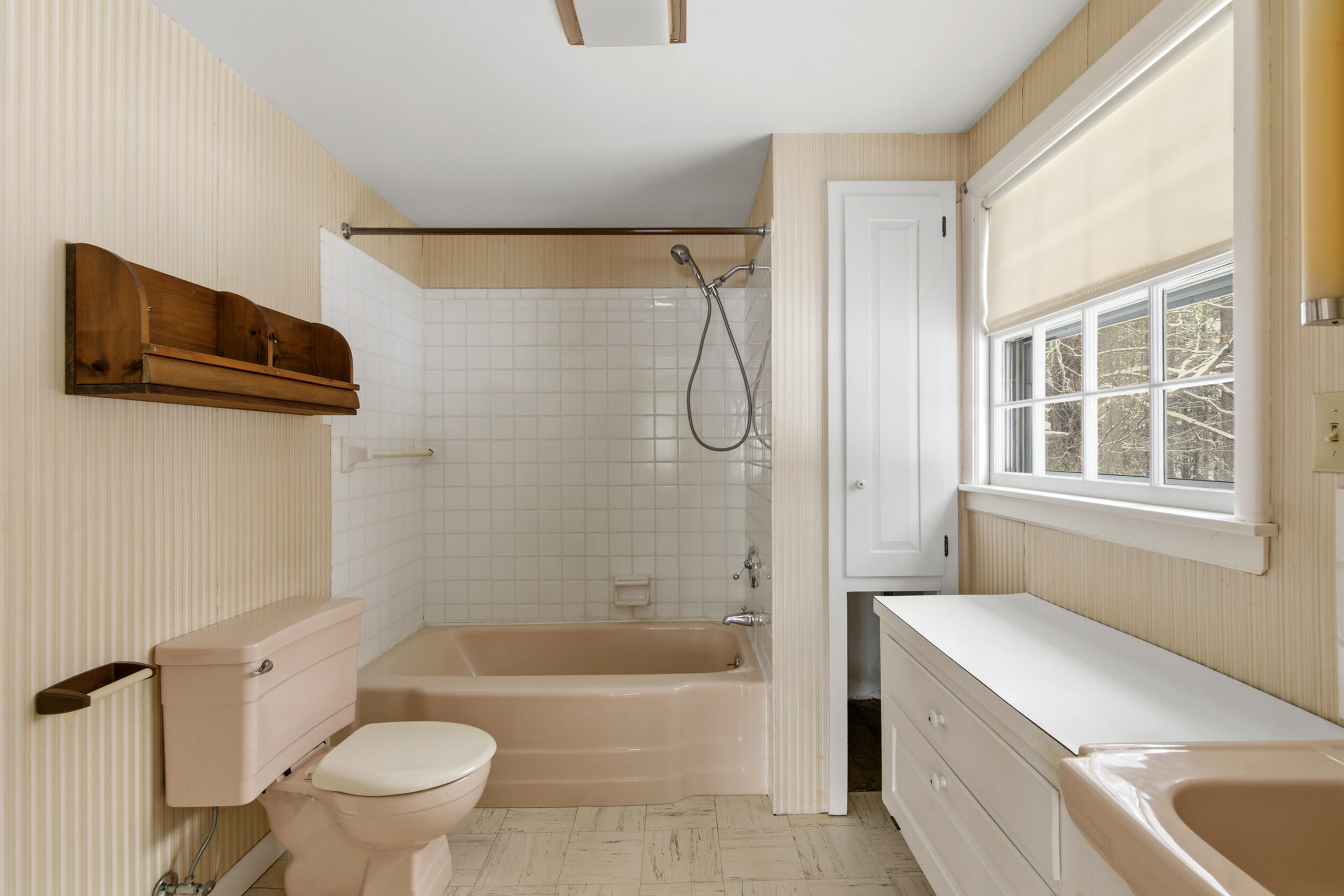 207 N High Street, Bridgton, ME, 04009