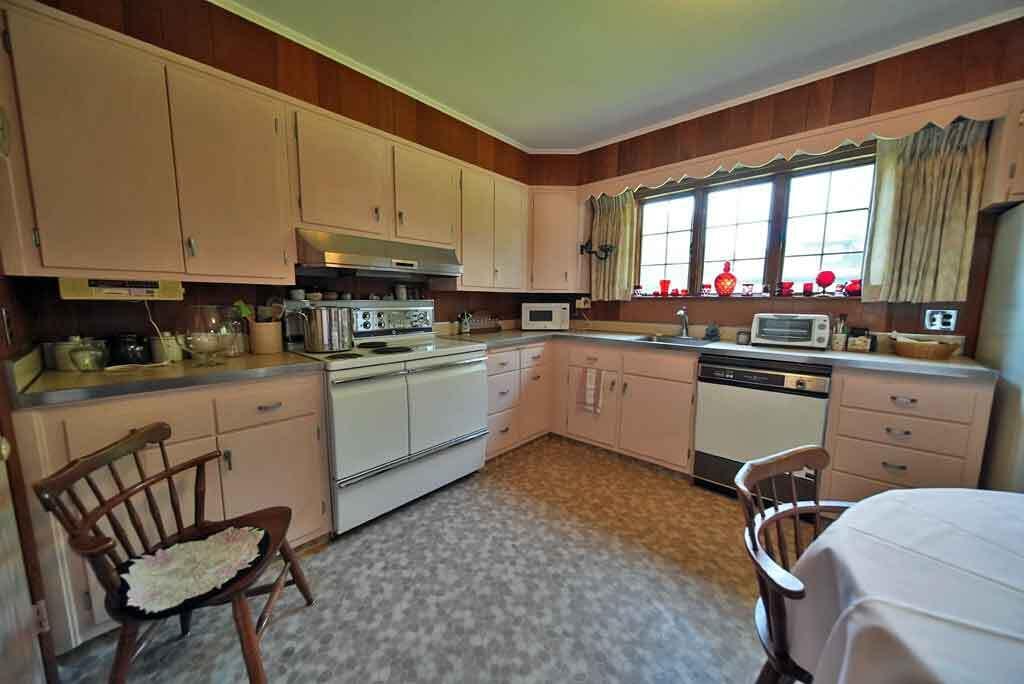 33 Pleasant Street, Houlton, ME, 04730