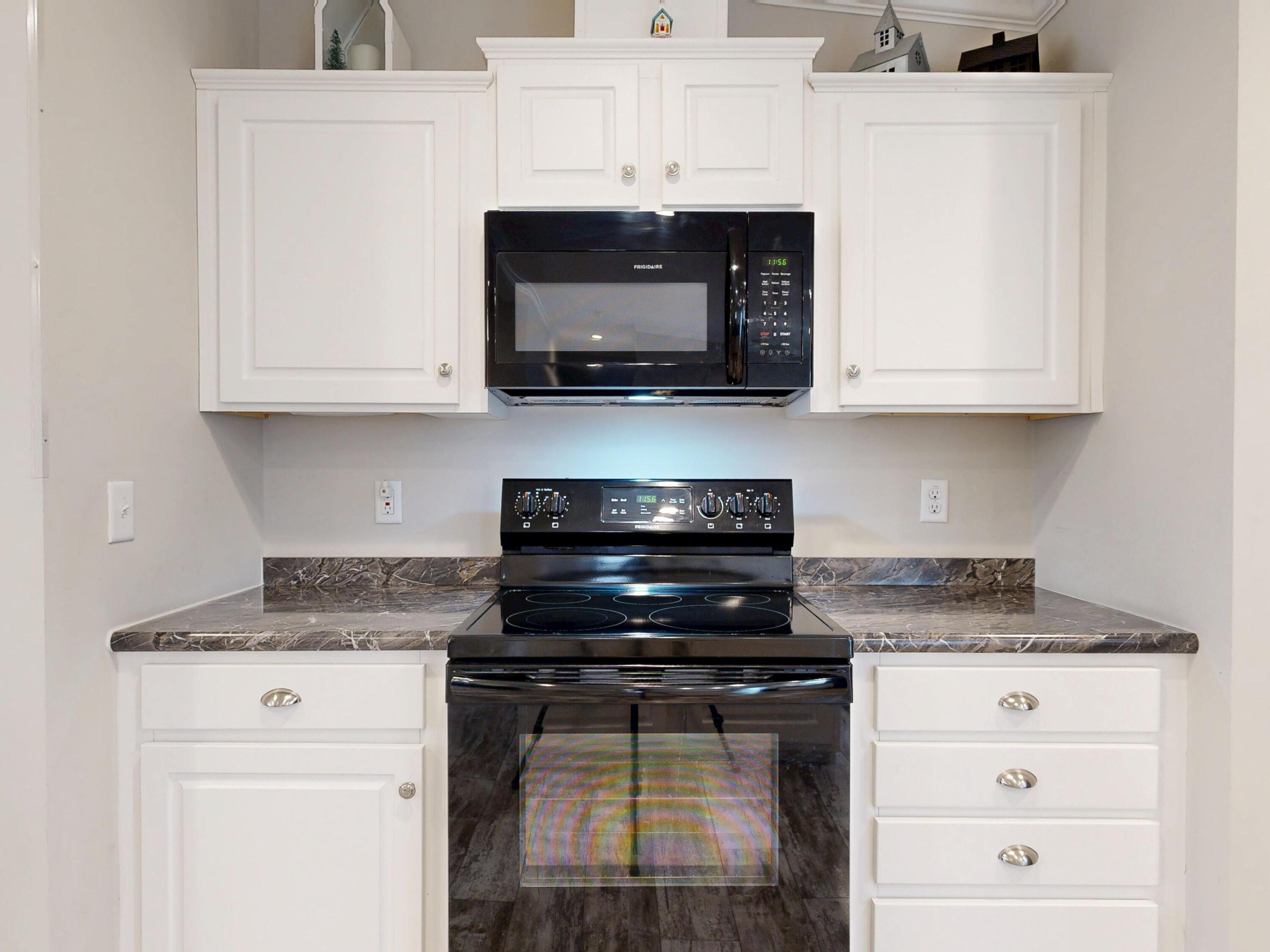 11 Trent Drive, Lisbon, ME, 04250