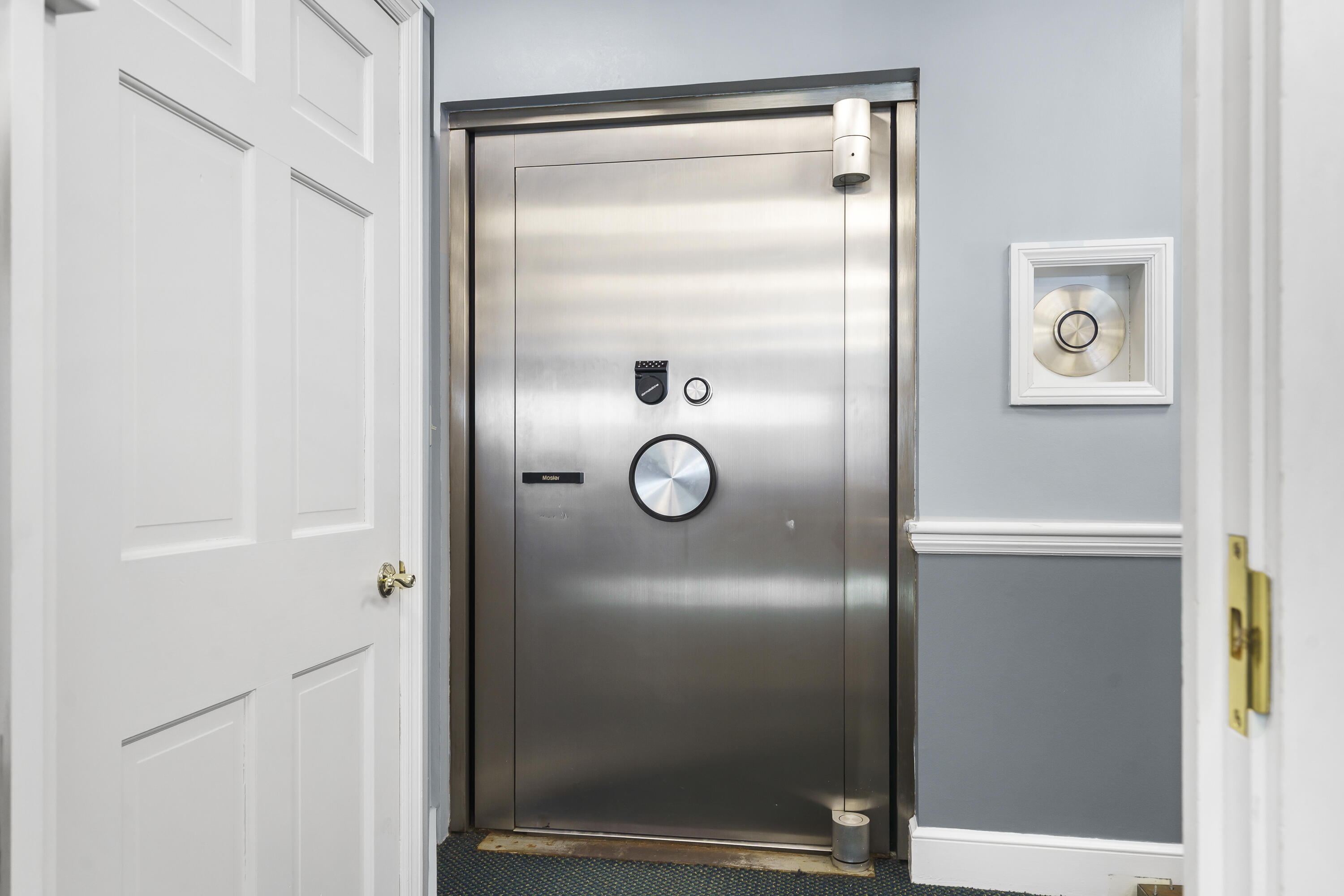 100 Main Street, Damariscotta, ME, 04543