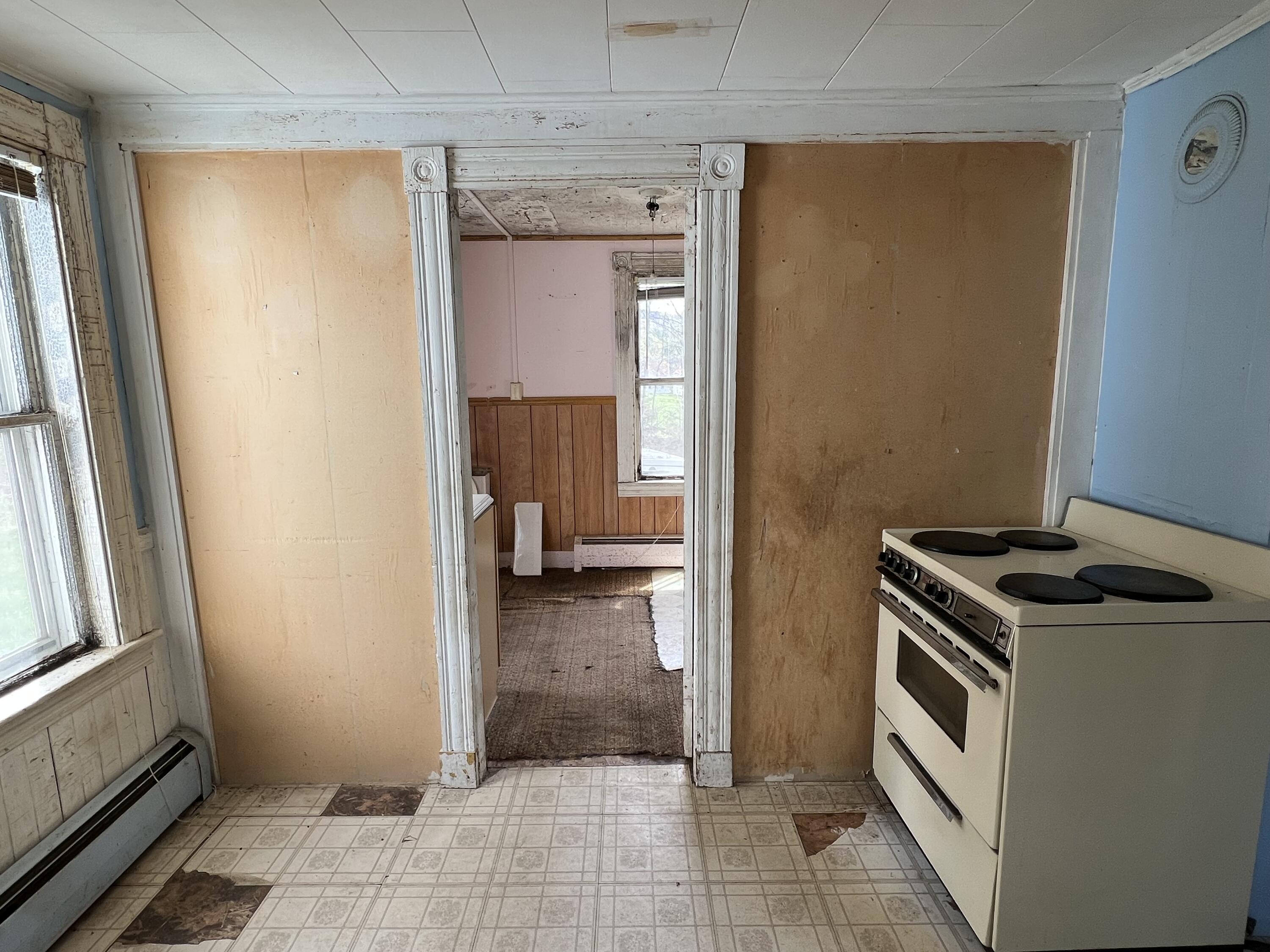 26 S Railroad Street, Roxbury, ME, 04275