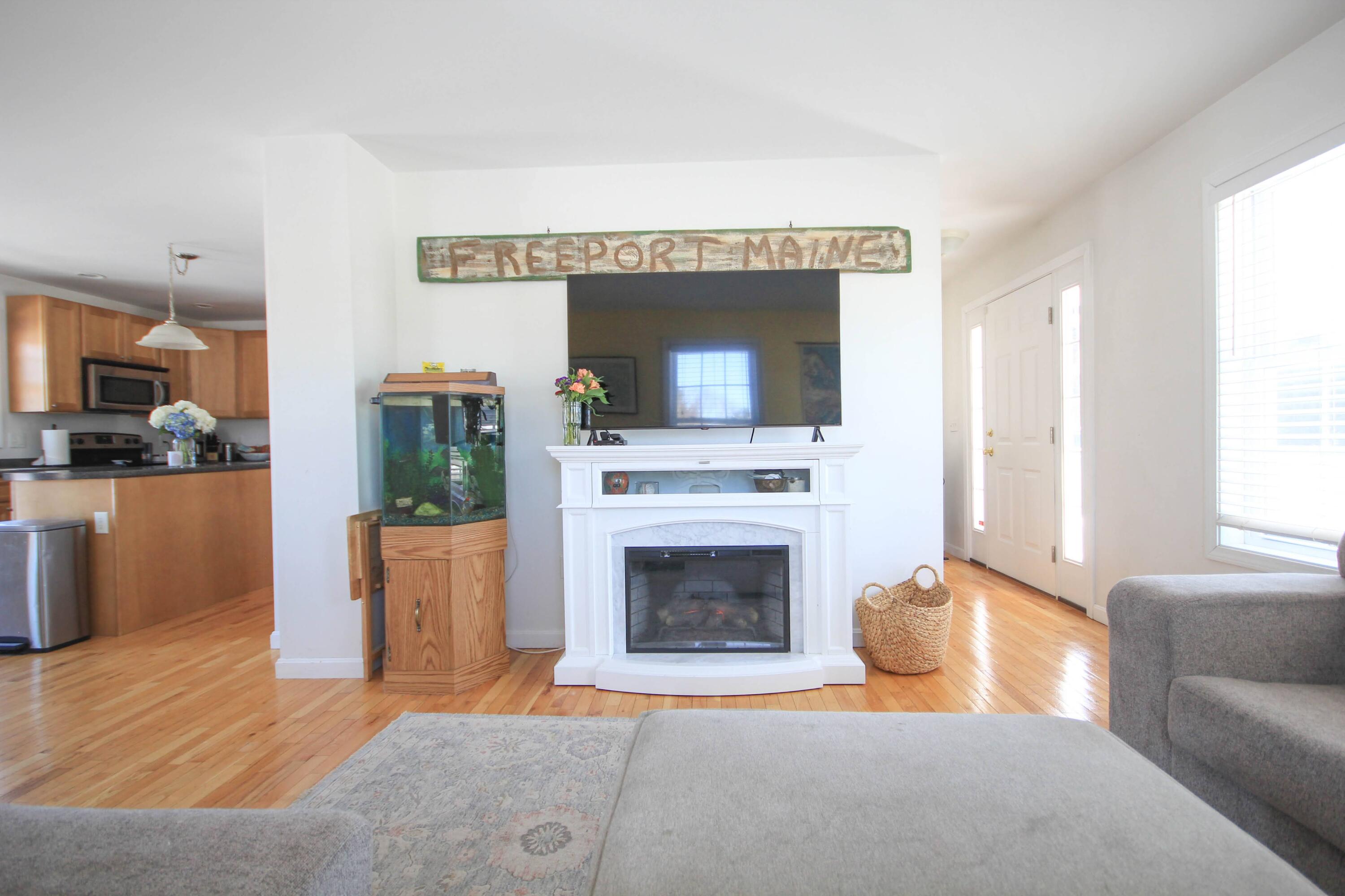 64 Wardtown Road, Freeport, ME, 04032