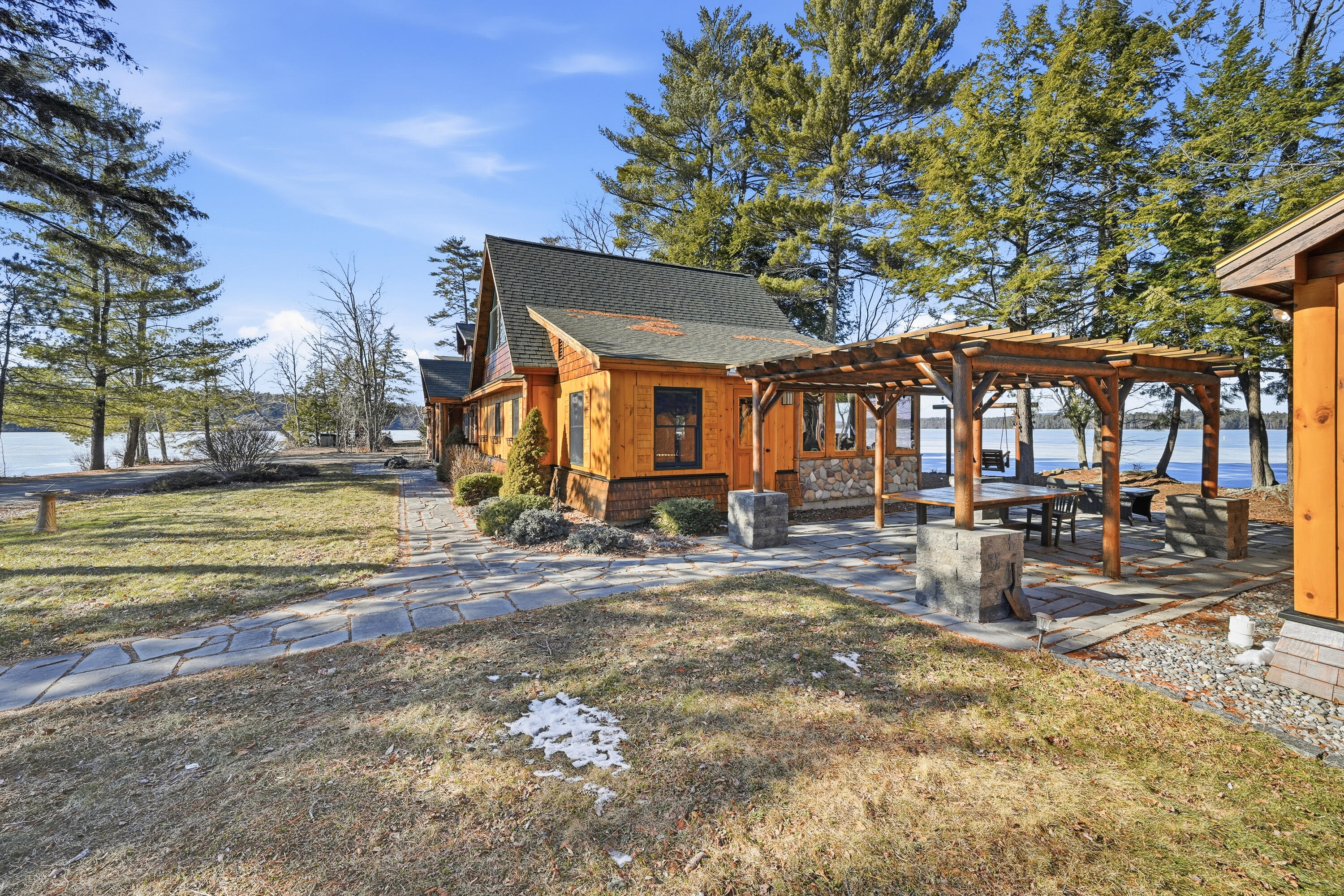 99 Abena Shores, Belgrade, ME, 04917