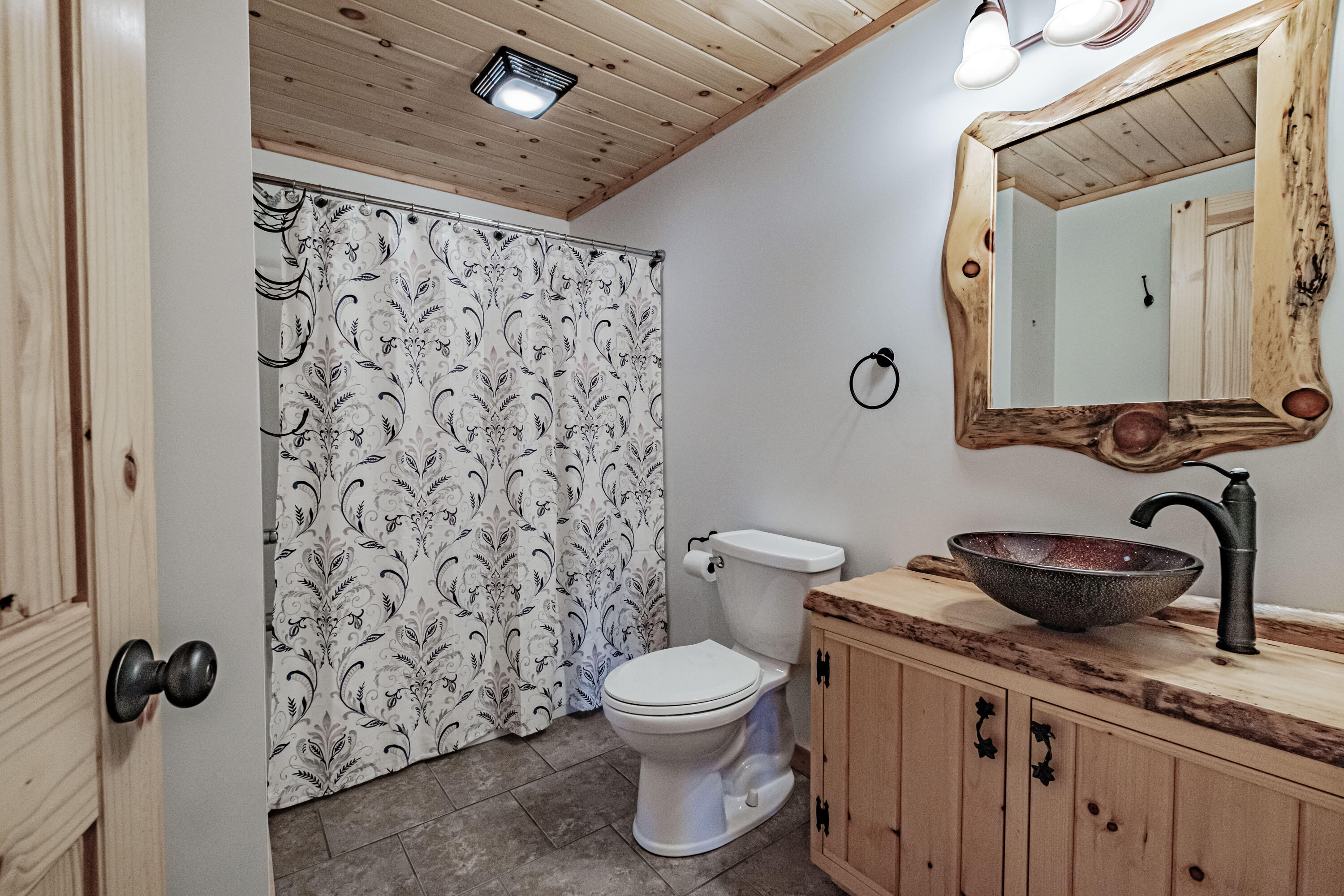 18 Thunder Ridge Road, Newry, ME, 04261
