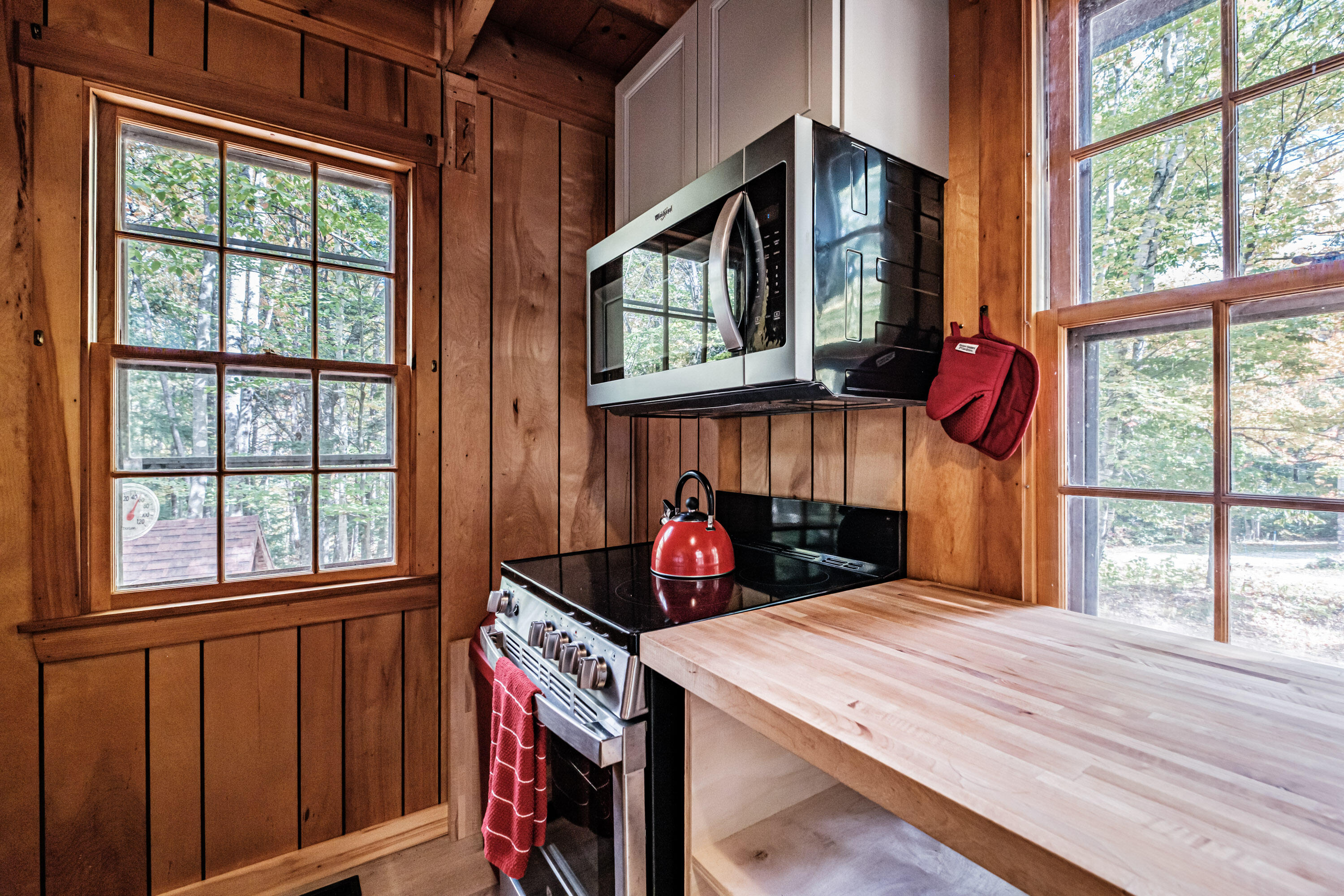 45 Viking Village Road, Newry, ME, 04261-3247