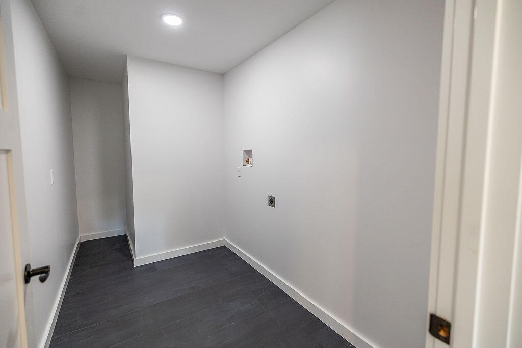 497 N Parish Road, Turner, ME, 04282