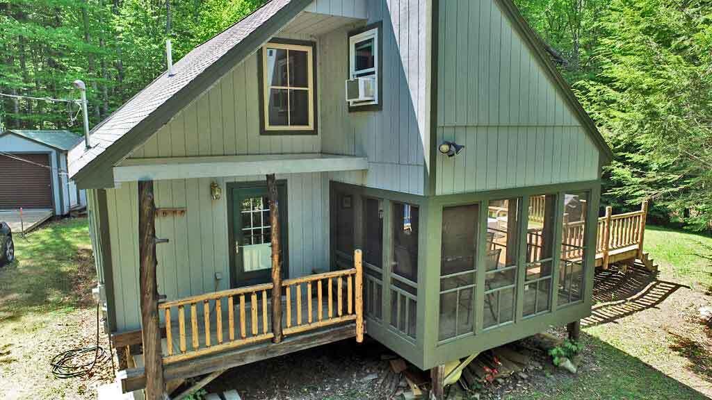 year-round-lake-house-maine
