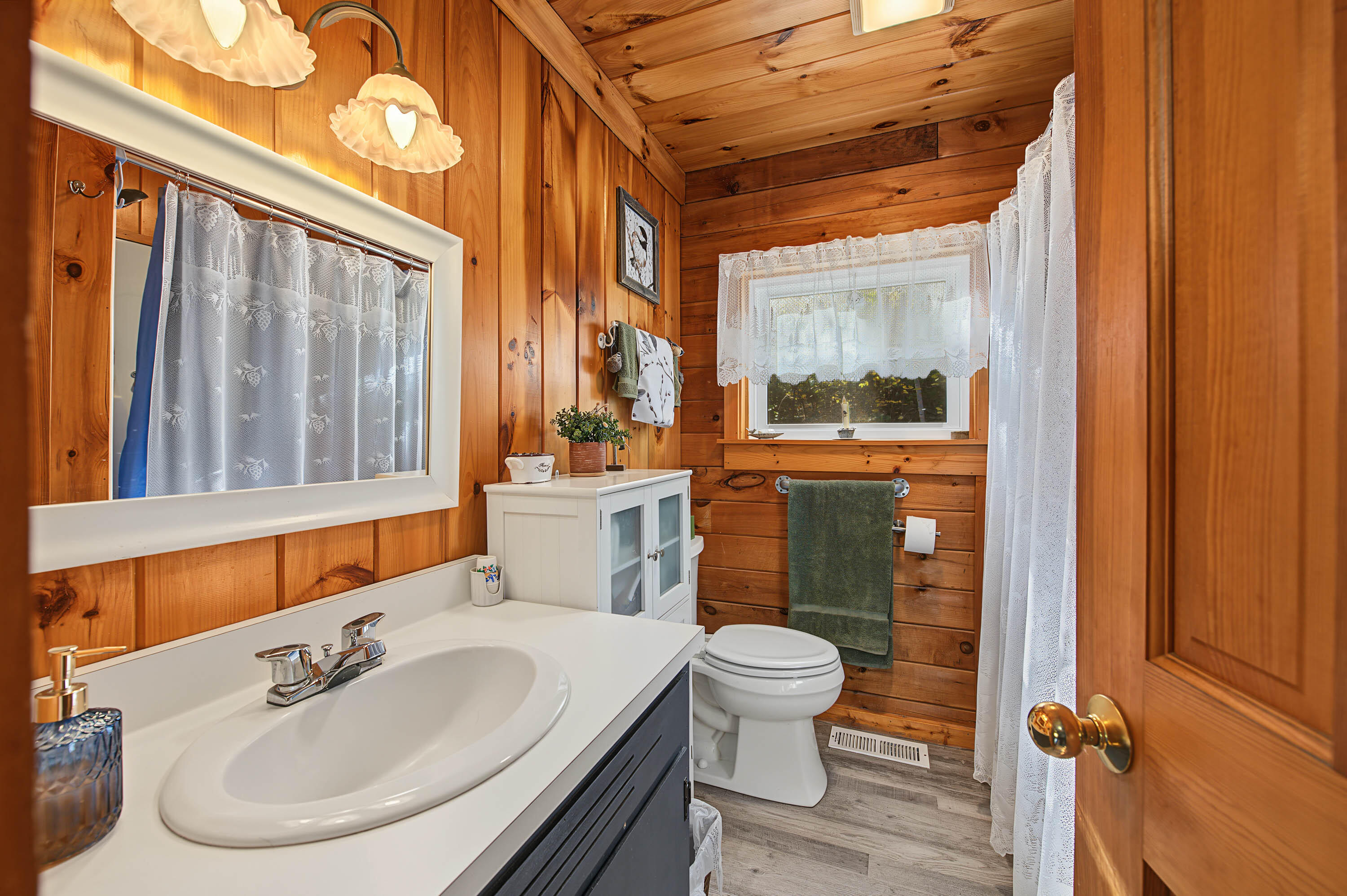 173 Hussey Road