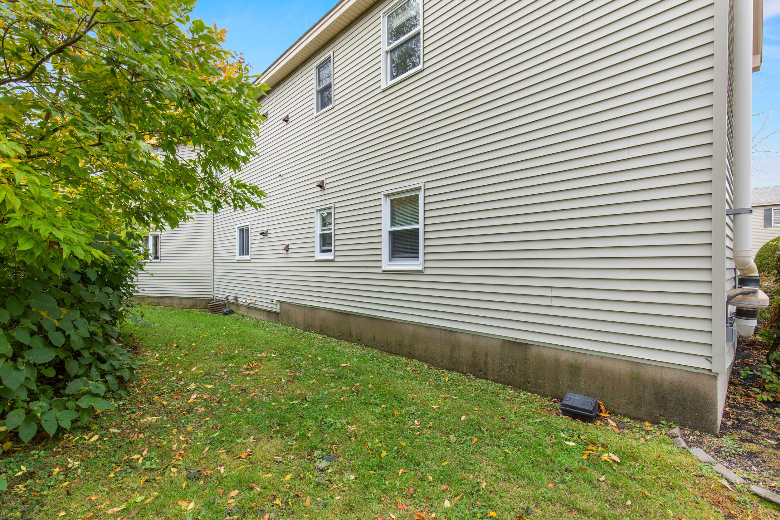 221 Longfellow Street, #4, Westbrook, ME 04092 221 longfellow st westbrook me 04092 usa