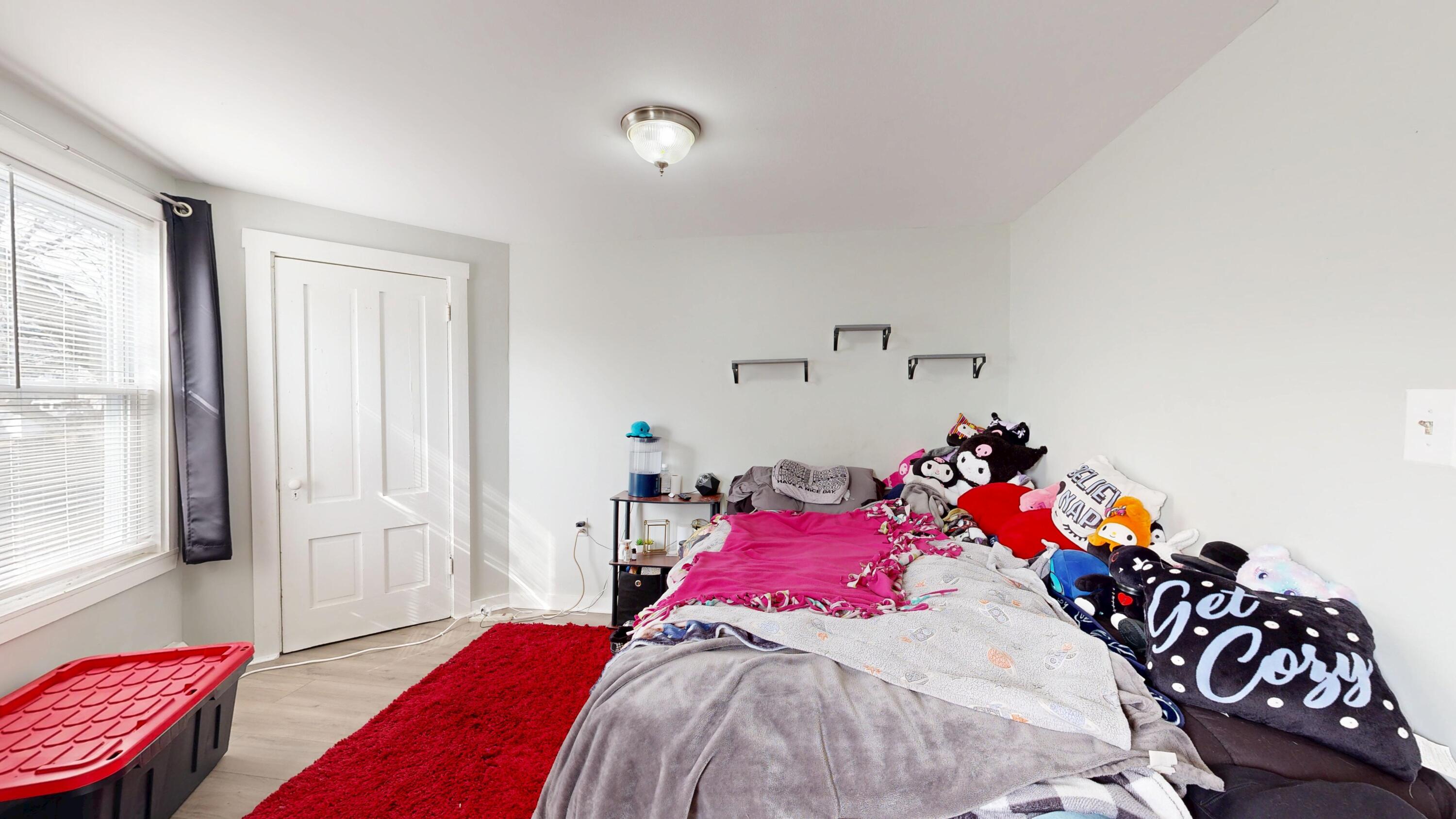 26 Holland Street, Lewiston, ME, 04240