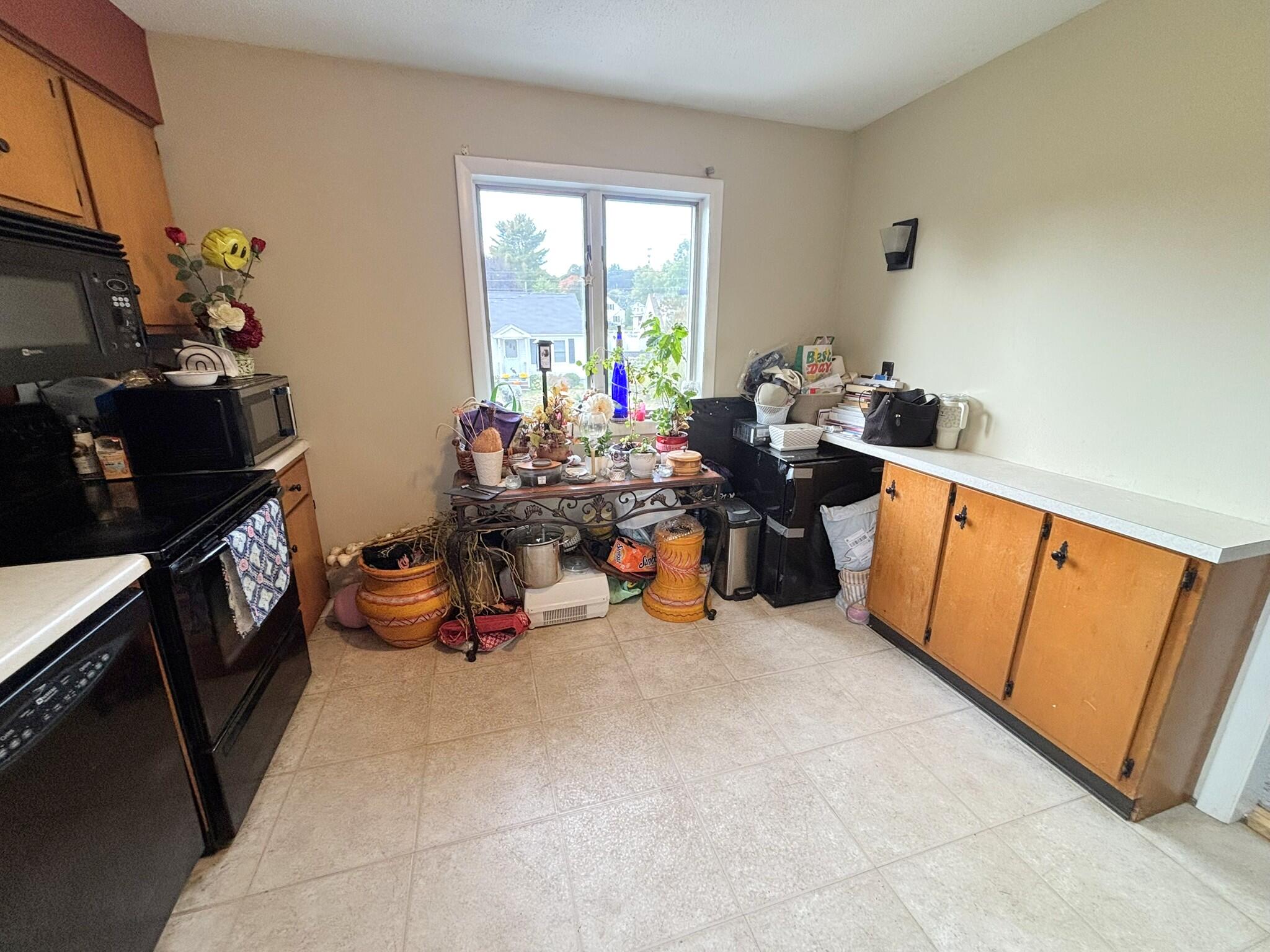 Unit 2 Kitchen & Dining