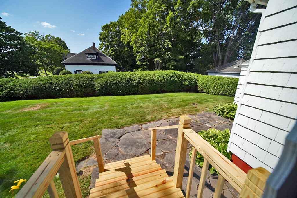 33 Pleasant Street, Houlton, ME, 04730