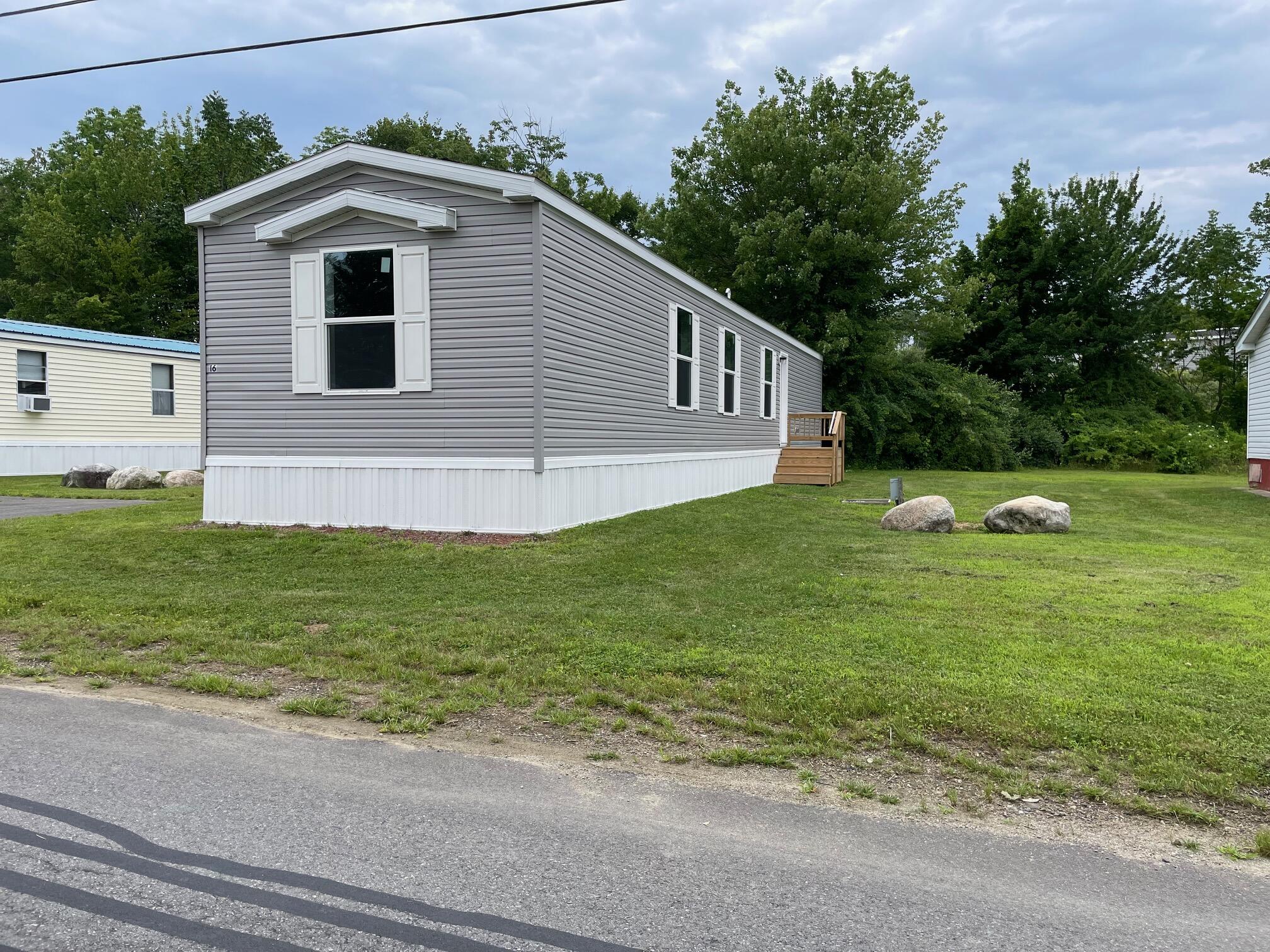 16 R.W. MacLeod Lane, Belfast, ME, 04915 16 R.W. MacLeod Lane, Belfast, ME, 04915