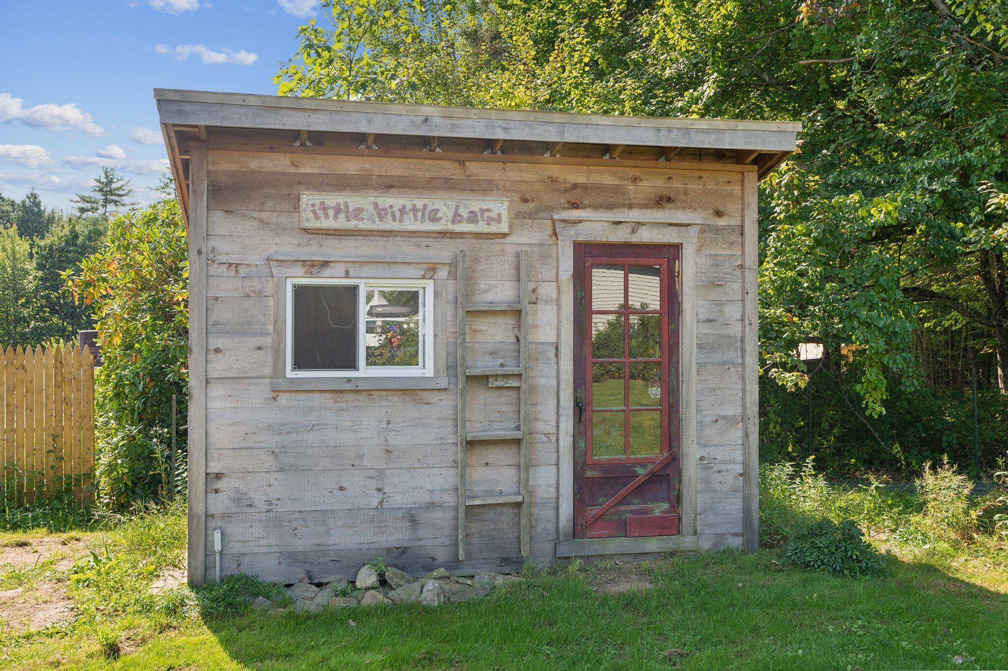 15 Old Blue Point Road