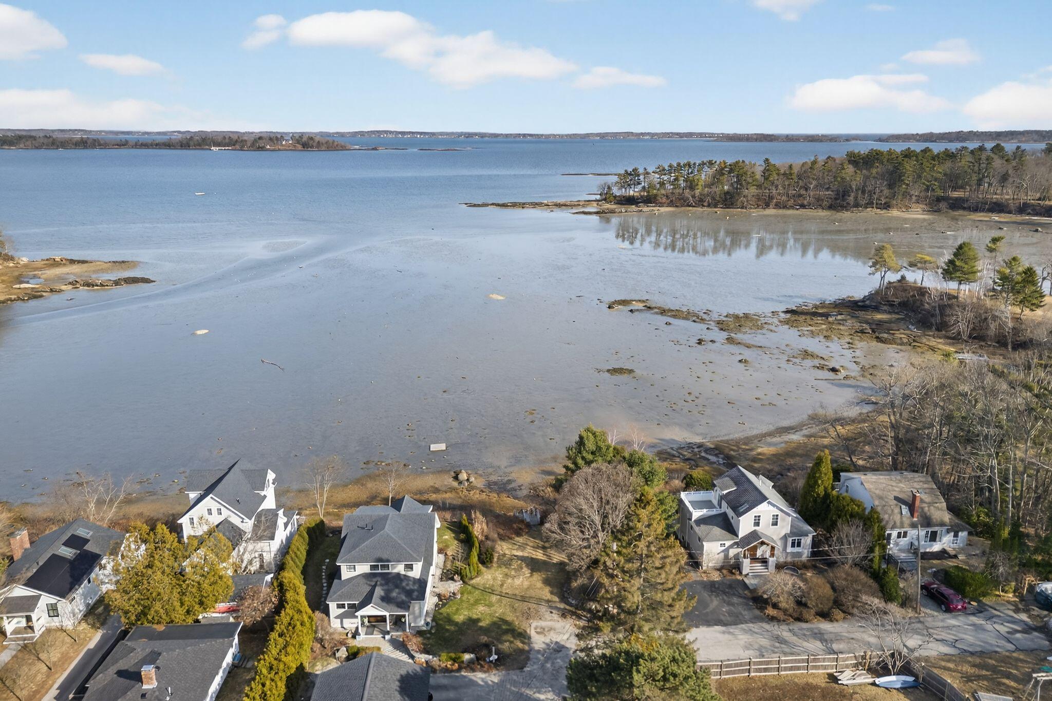 93 Foreside Road, Falmouth, ME, 04105