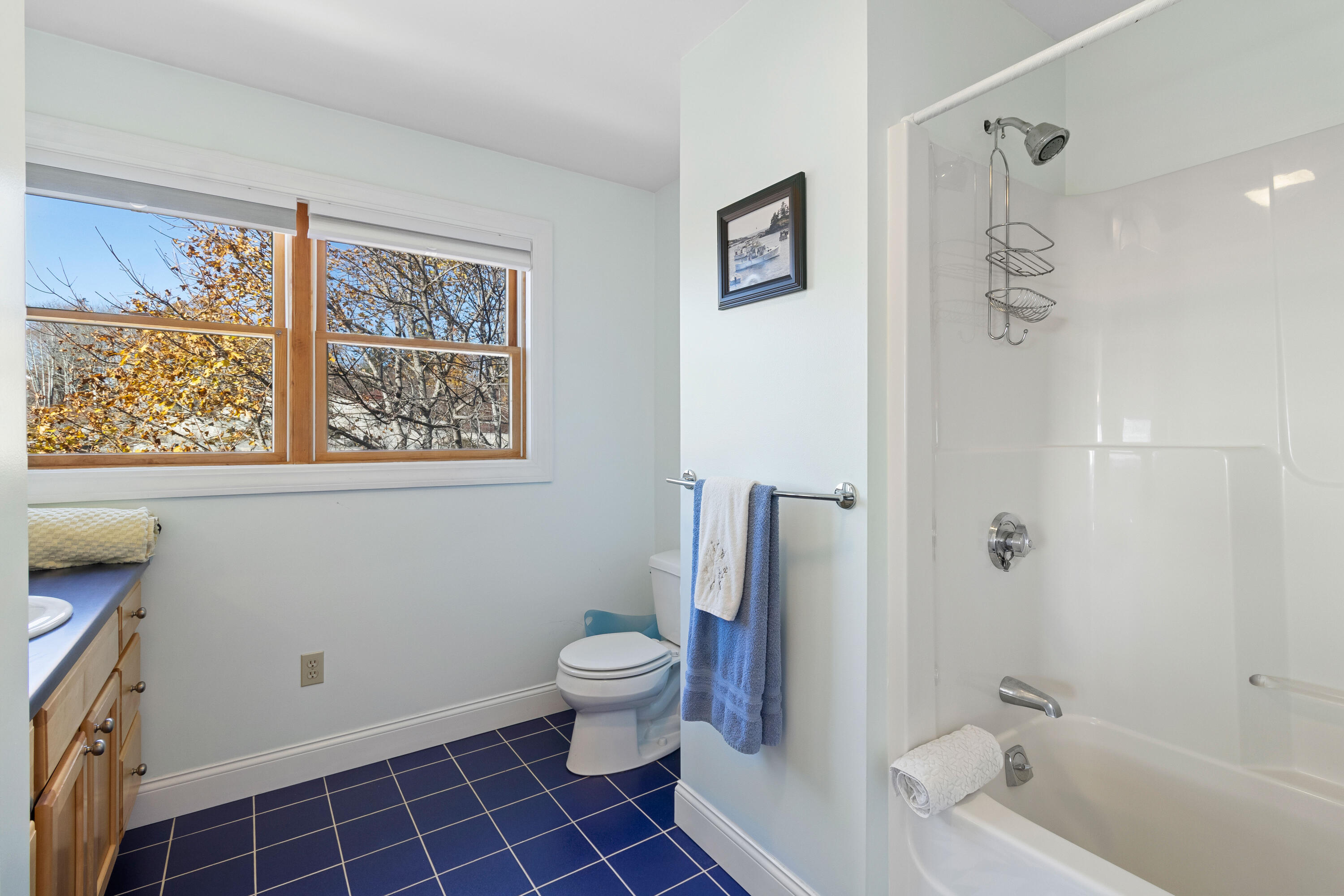 38 W. Main W Main Street, Vinalhaven, ME, 04863