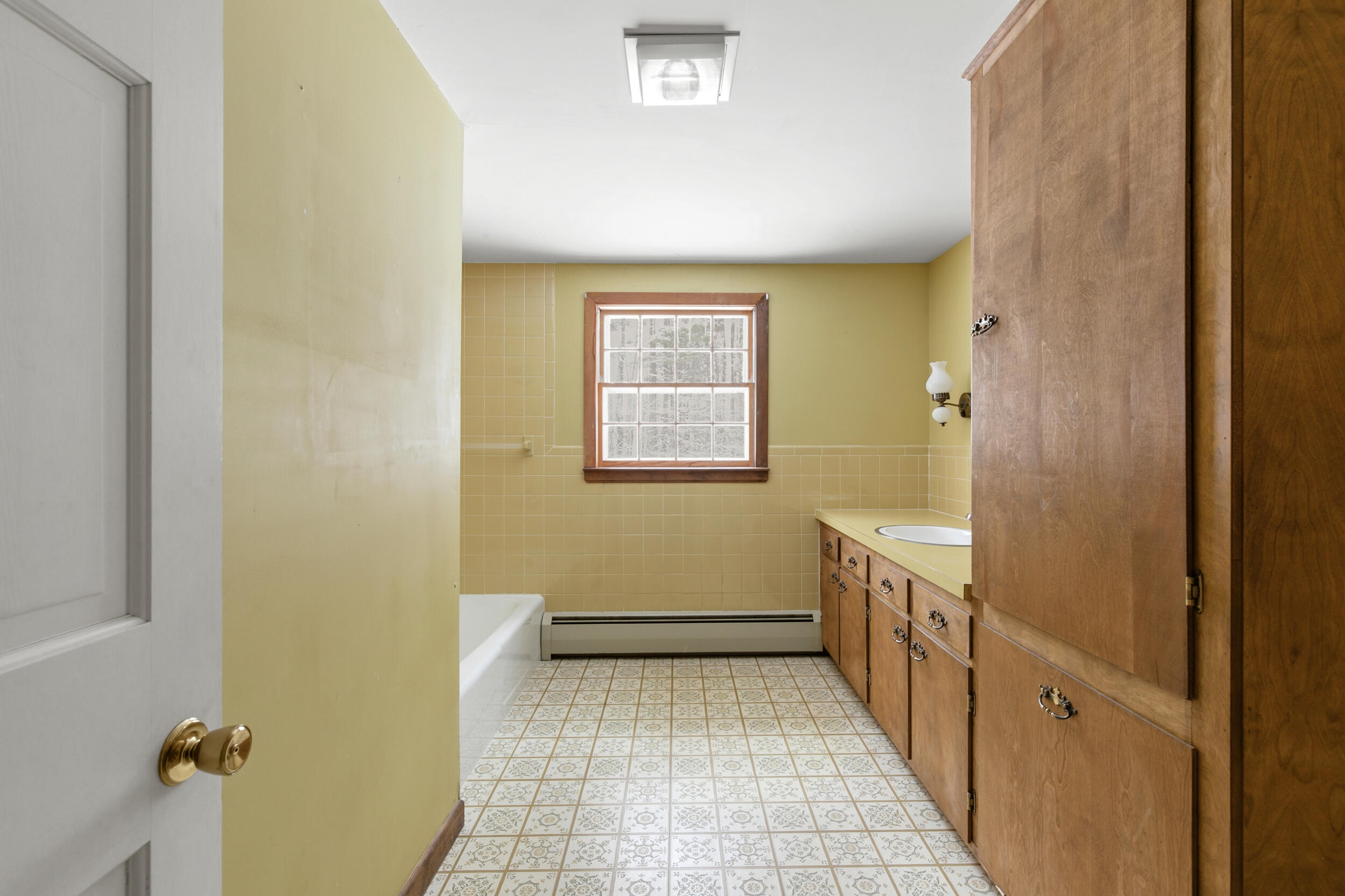 207 N High Street, Bridgton, ME, 04009