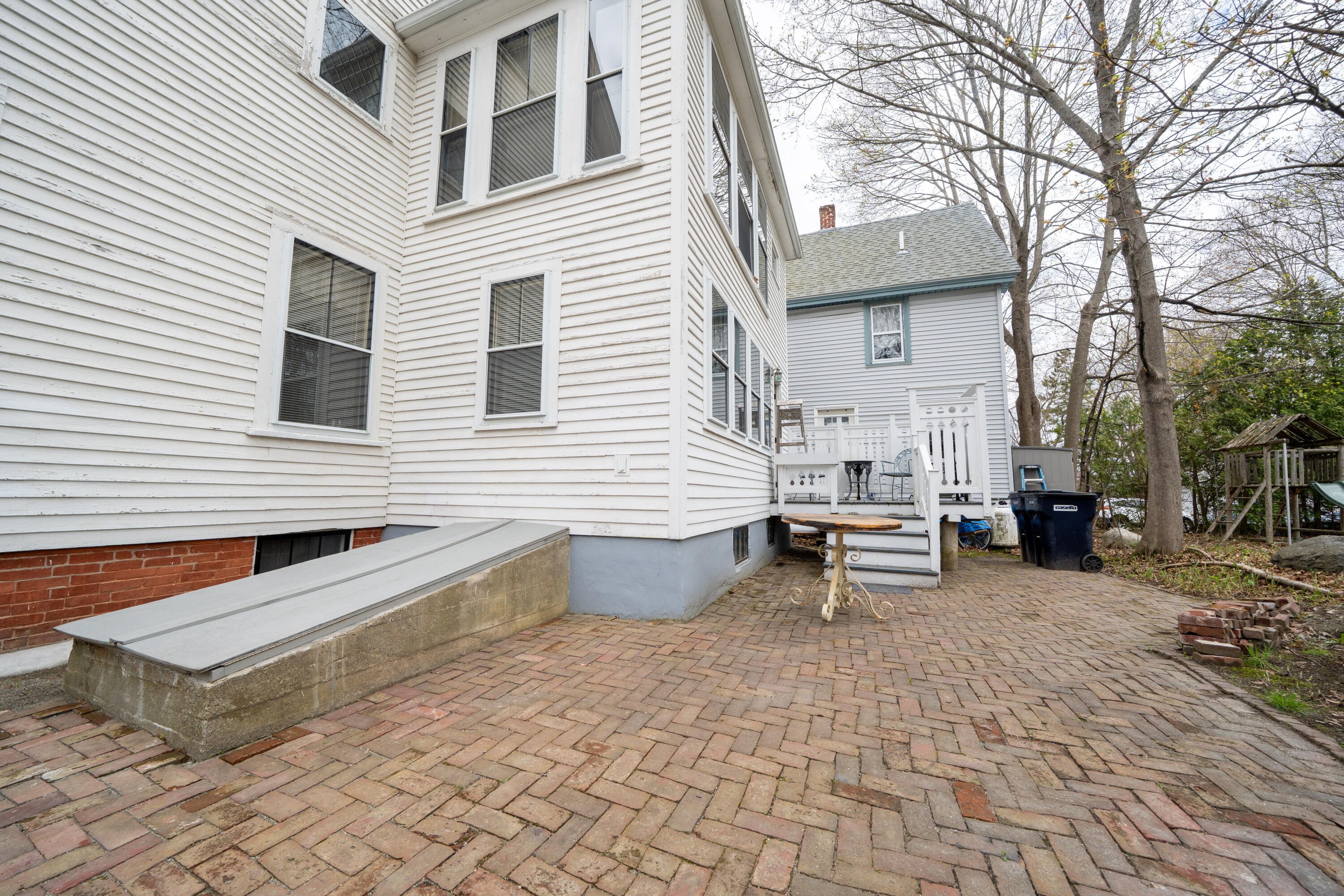 392 Elm Street, Mechanic Falls, ME, 04256