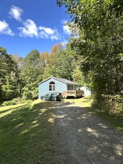 344 Crowell Hill Road, Vassalboro, ME 04989 Driveway to home