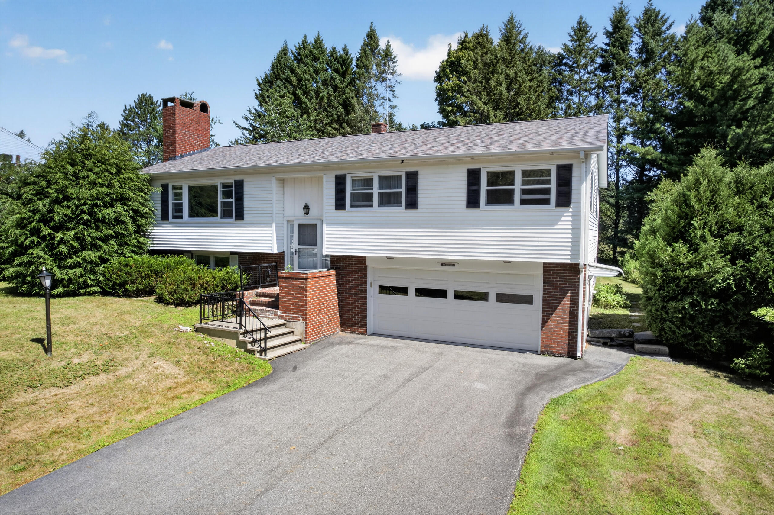 12 Mountain View Drive, Hampden, ME 04444 DJI_0986