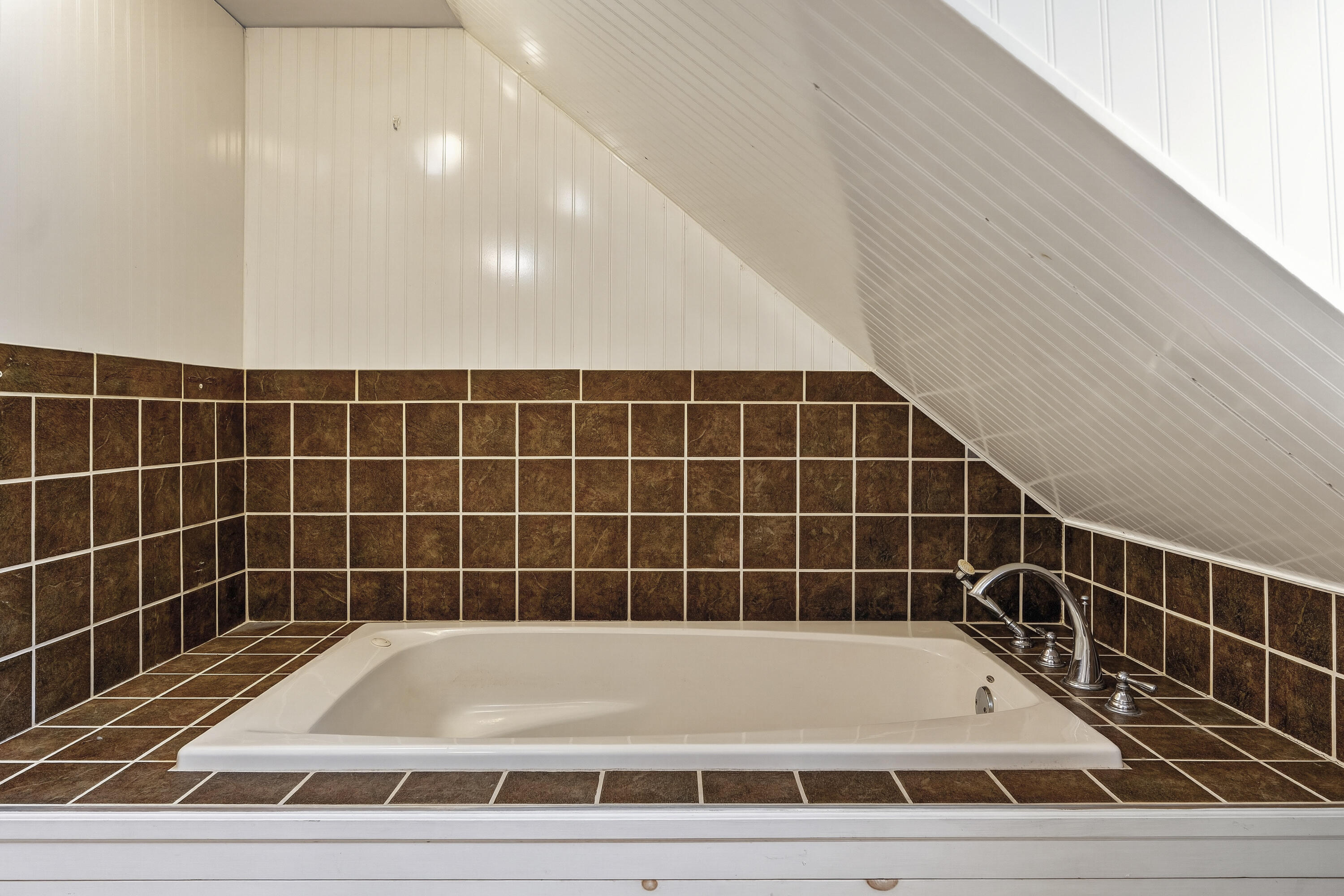 3 Leighton Rd_138