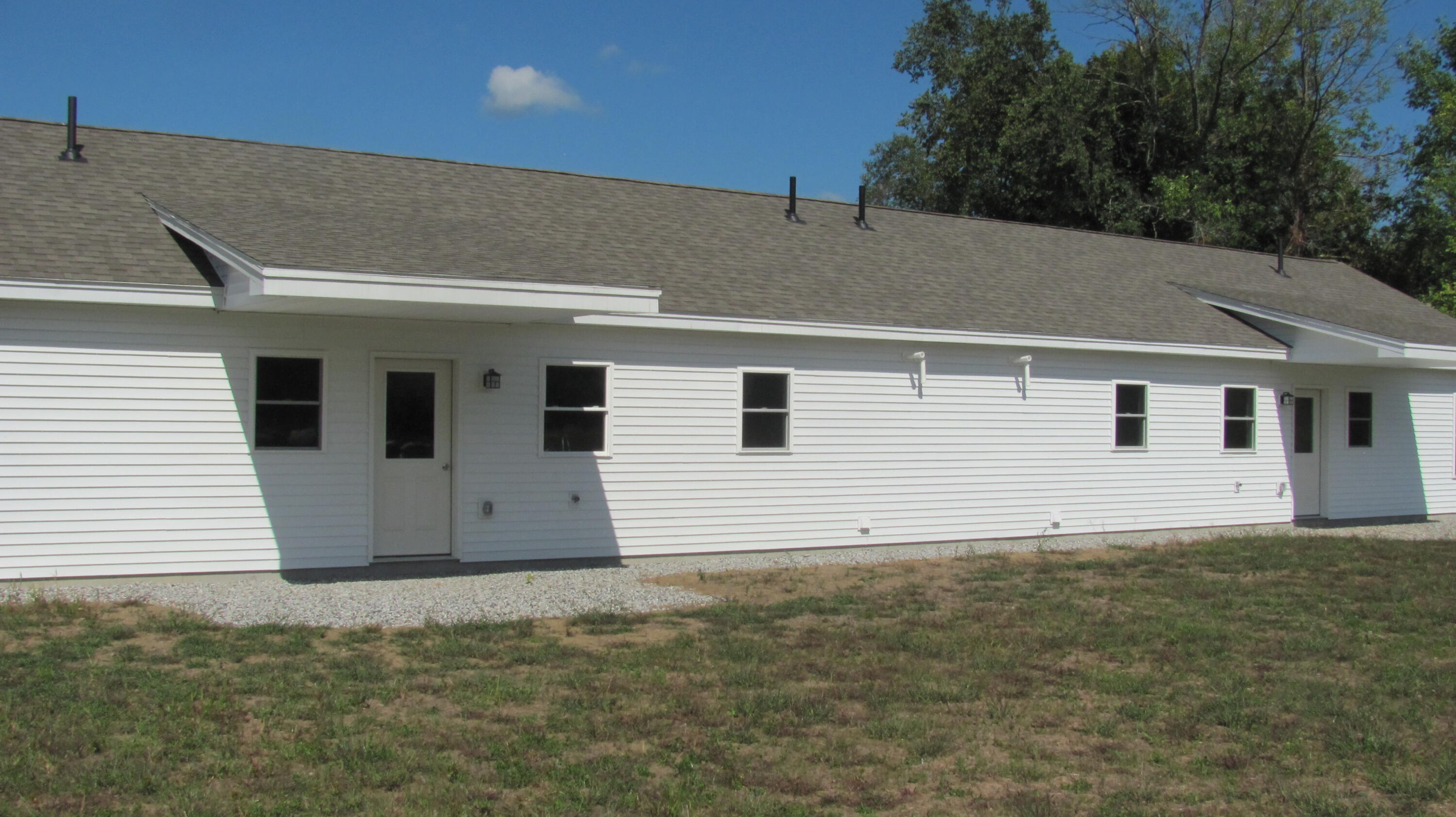 18 A or B Thurlow Drive, Oxford, ME, 04270