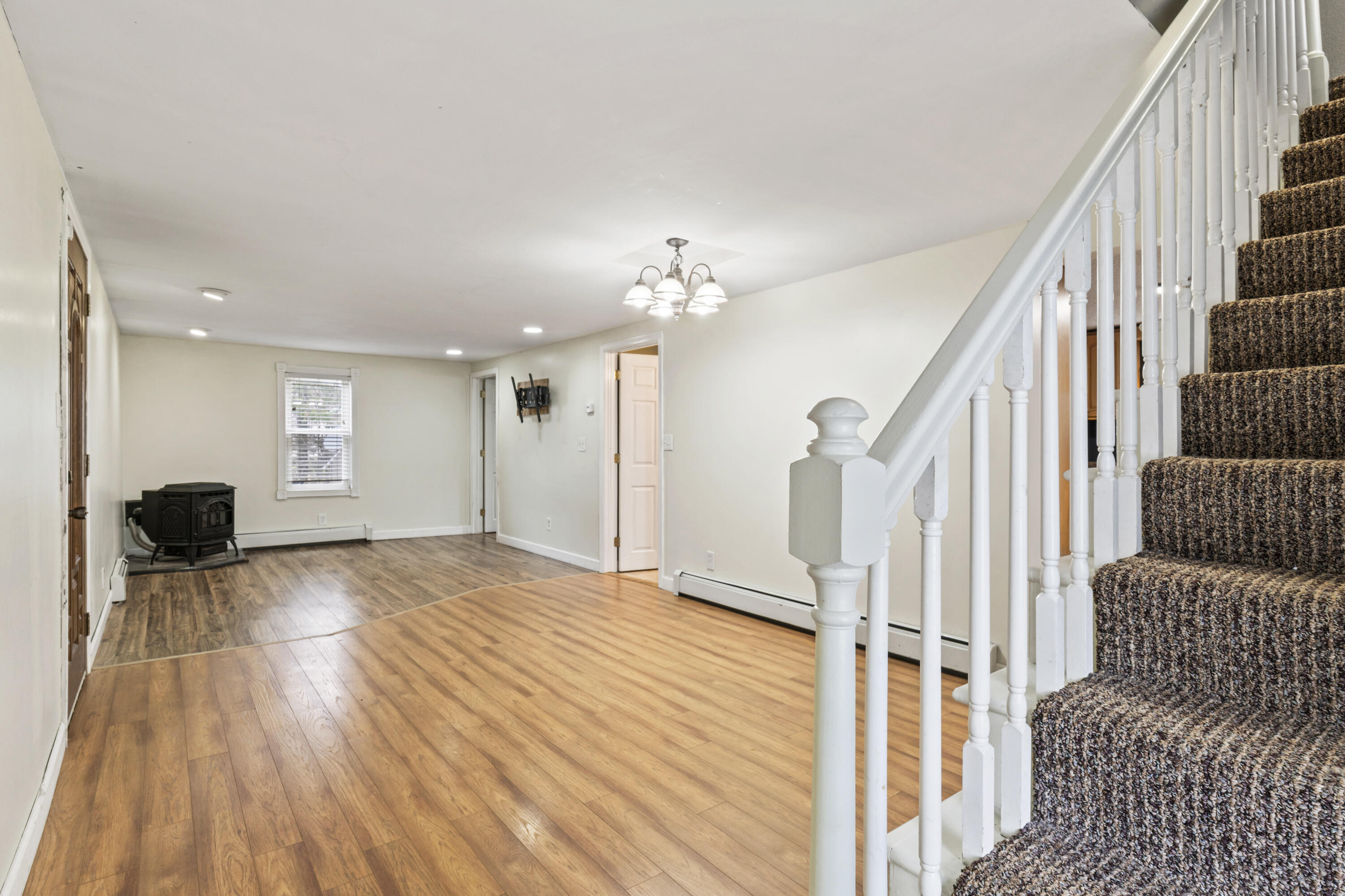 133 Main Street, Sumner, ME, 04292