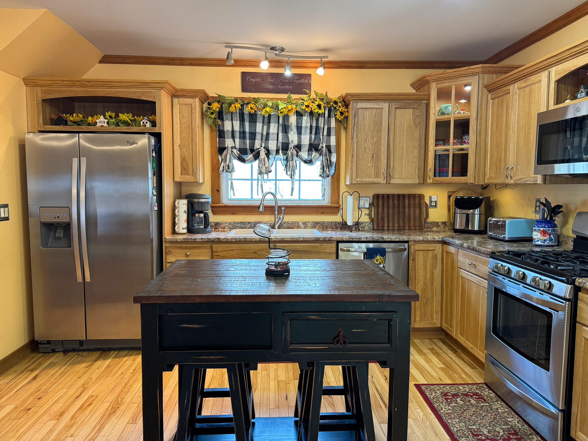 96 Houlton Road, Island Falls, ME, 04747
