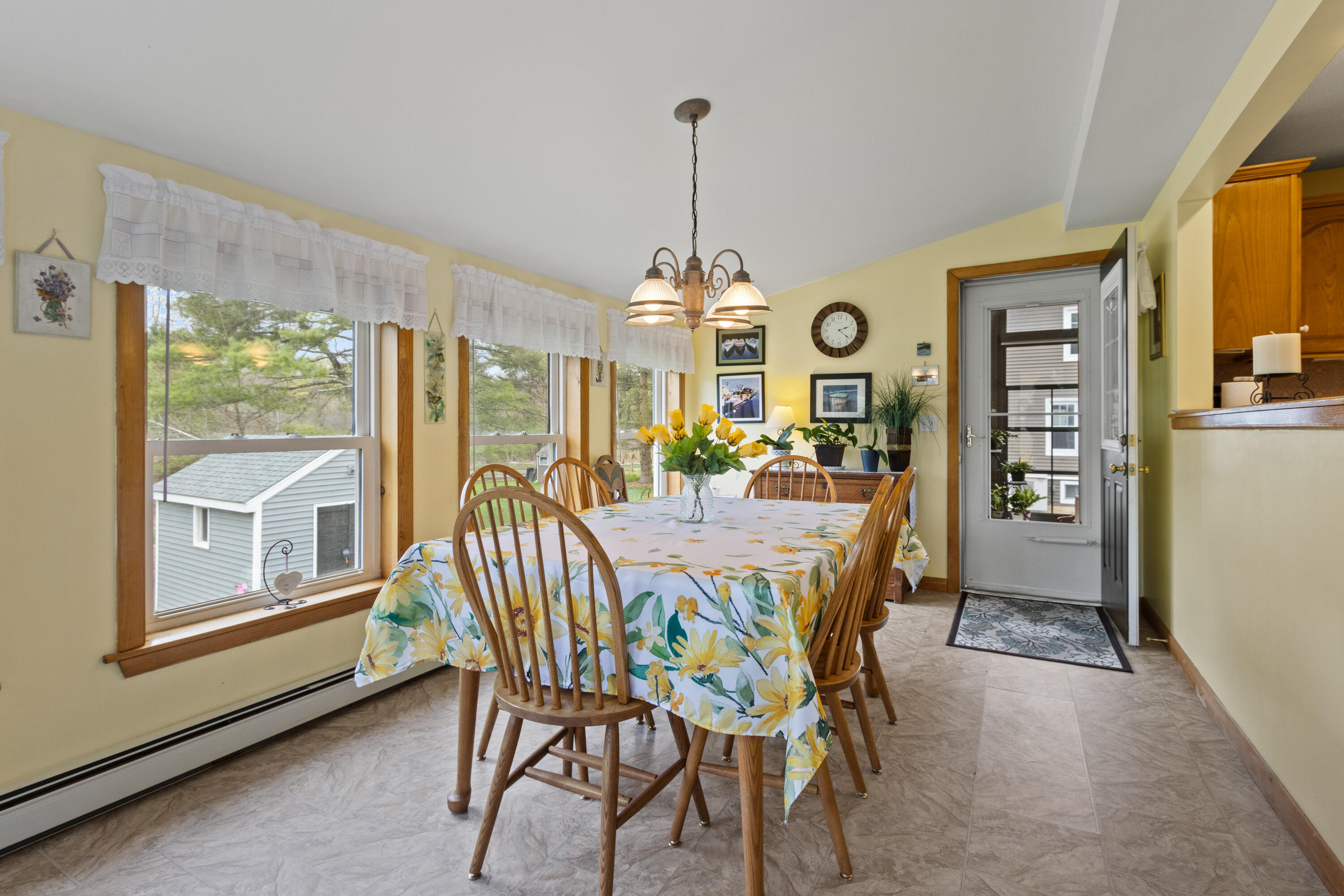 247 Maine Avenue, Portland, ME, 04103 247 Maine Avenue, Portland, ME, 04103