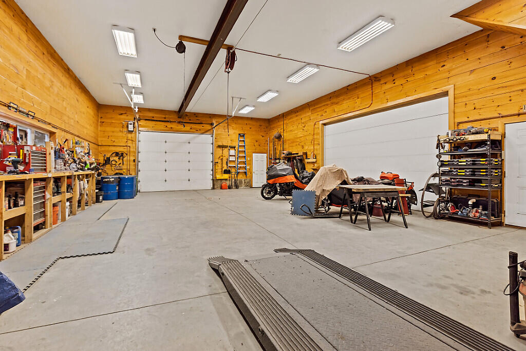 17 Aviator Place, Oakland, ME, 04963